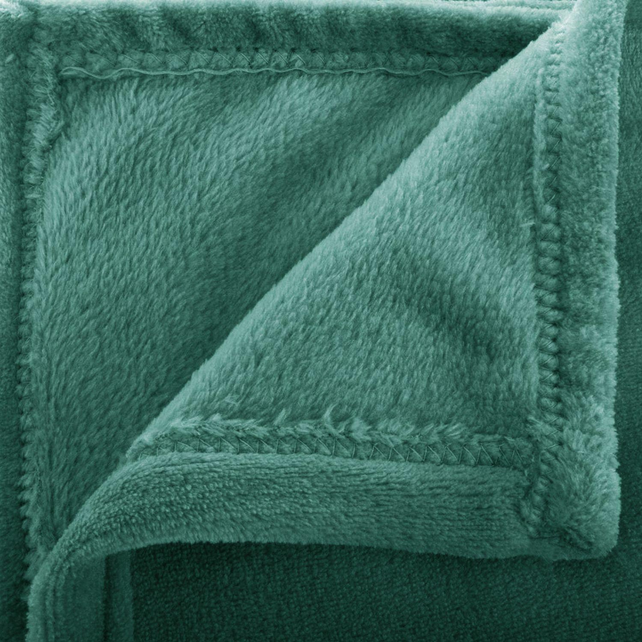 Voir la diapositive 2 : ATMOSPHERA Grand plaid en flanelle uni - 230x180 - vert émeraude