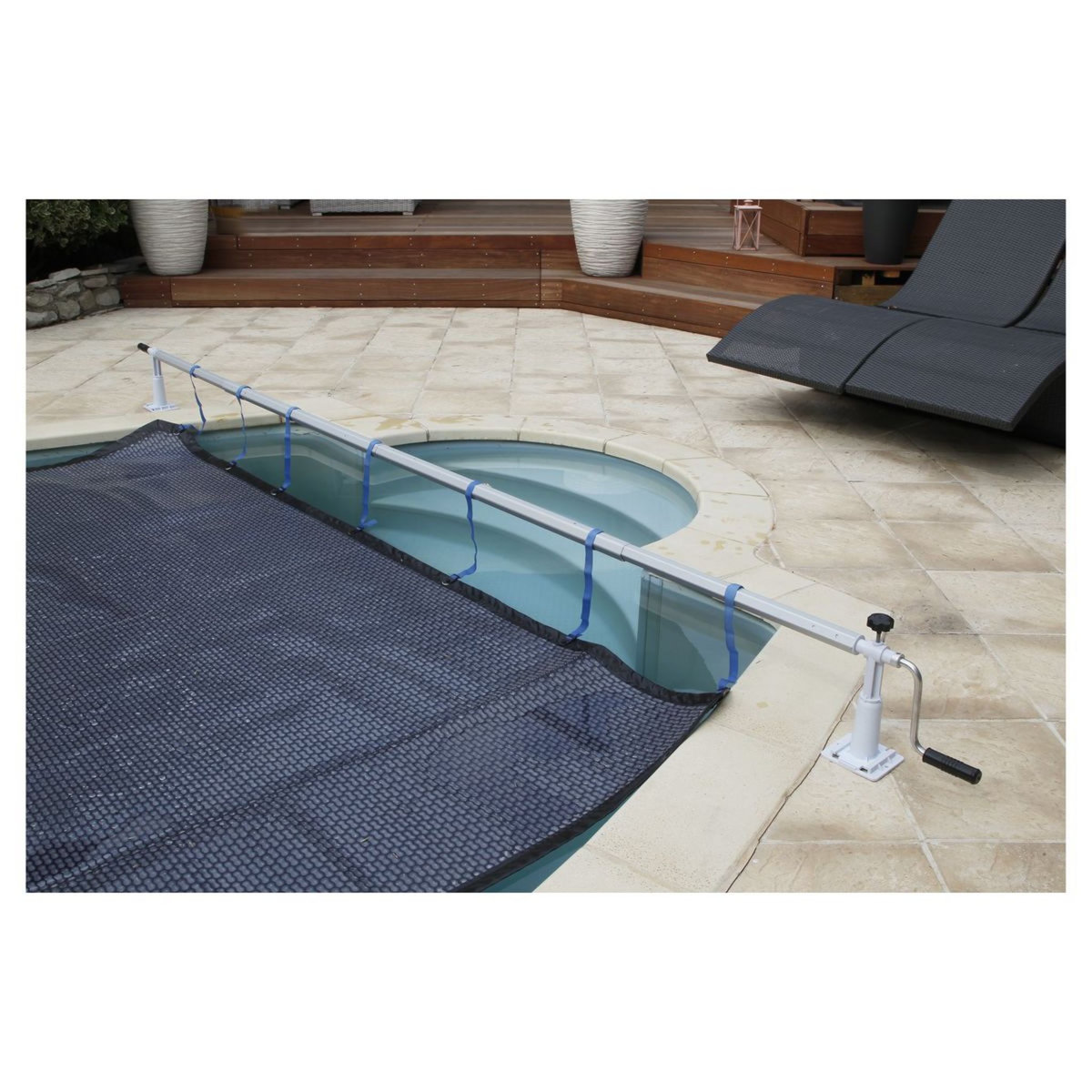 UBBINK Enrouleur bâche à bulles - Jusqu'à 5,50m - XTRA