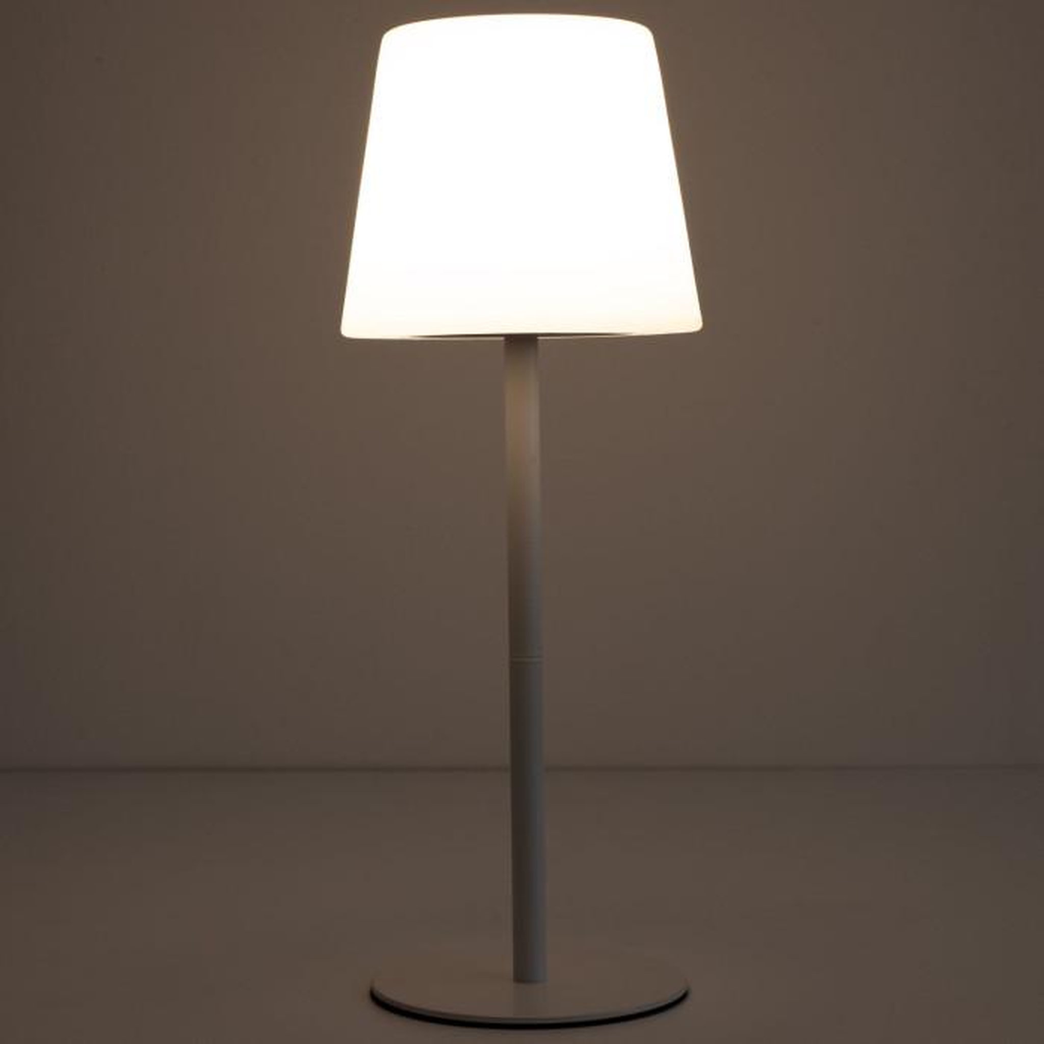 Voir la diapositive 6 : Paris Prix Lampe à Poser Extérieur  Rechargeable  40cm Blanc