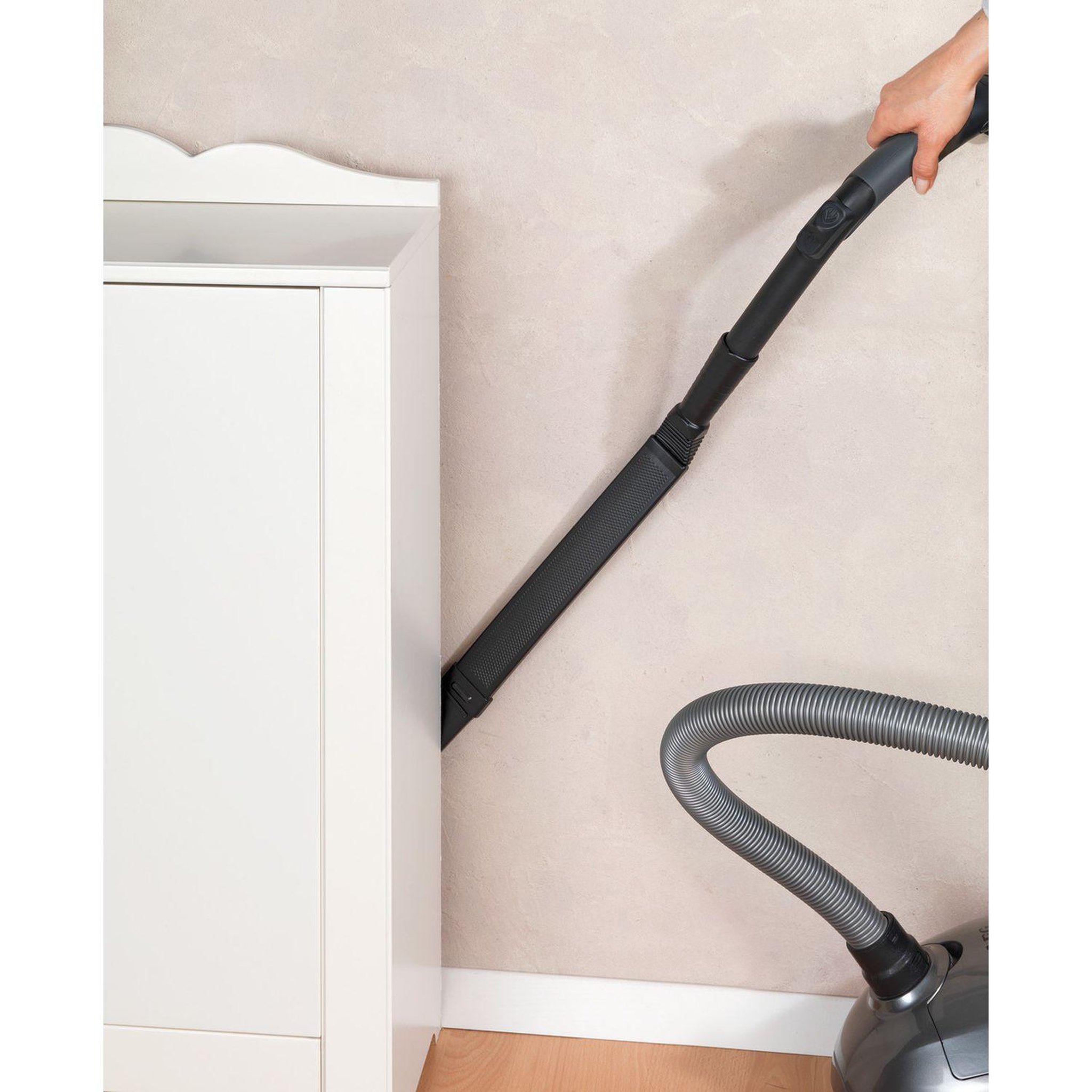 Voir la diapositive 3 : Wenko Embout plat pour aspirateur - L. 94 cm - Noir