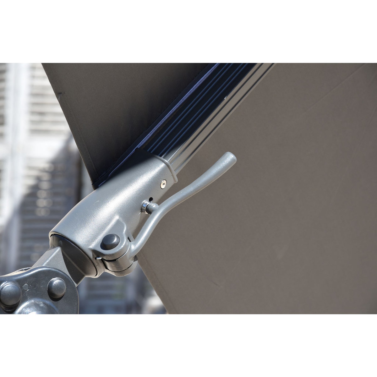 Parasol déporté 3x3m aluminium à bandeau LED gris CAPEO