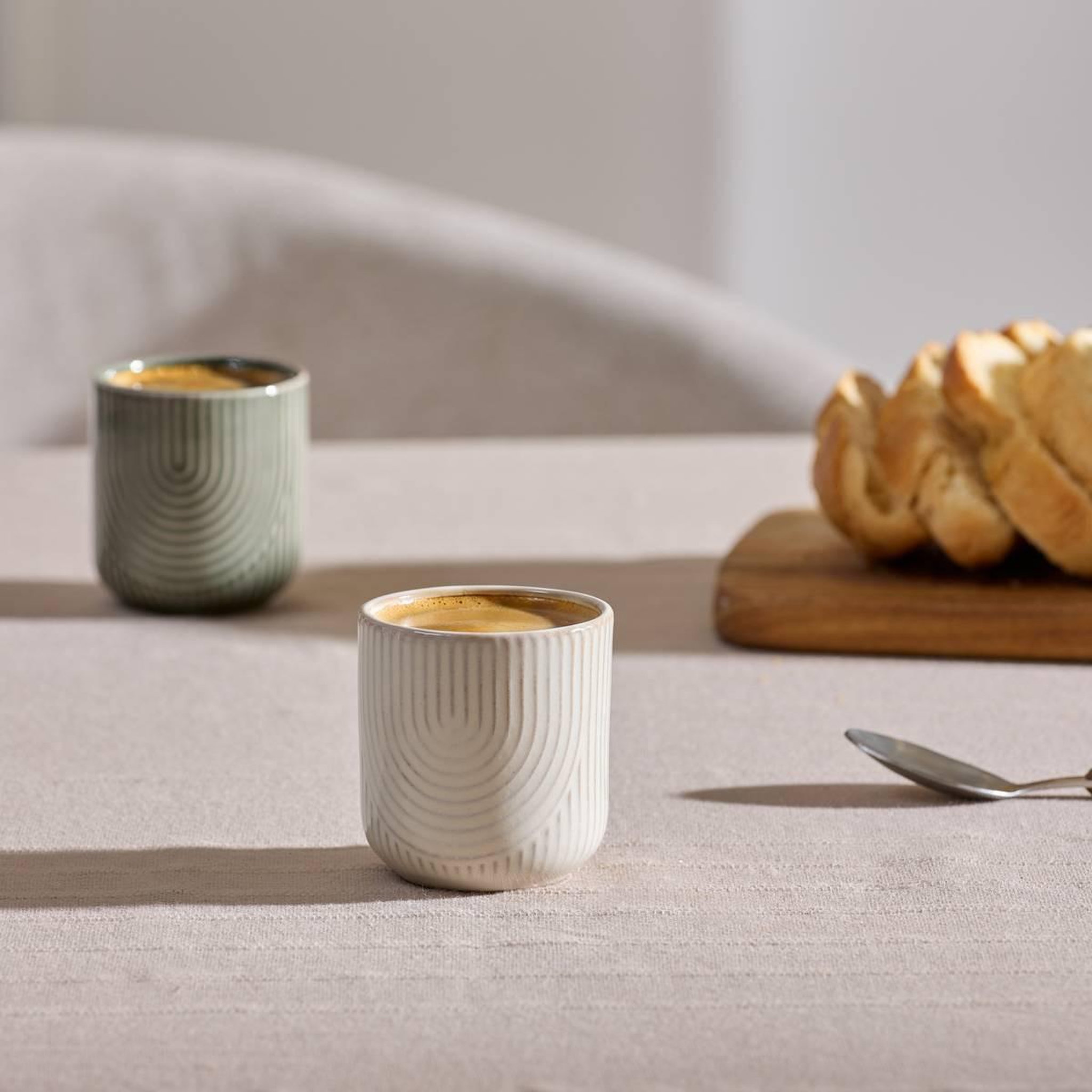 Voir la diapositive 3 : SECRET DE GOURMET Lot de 6 tasses à espresso  lya  10cl blanc
