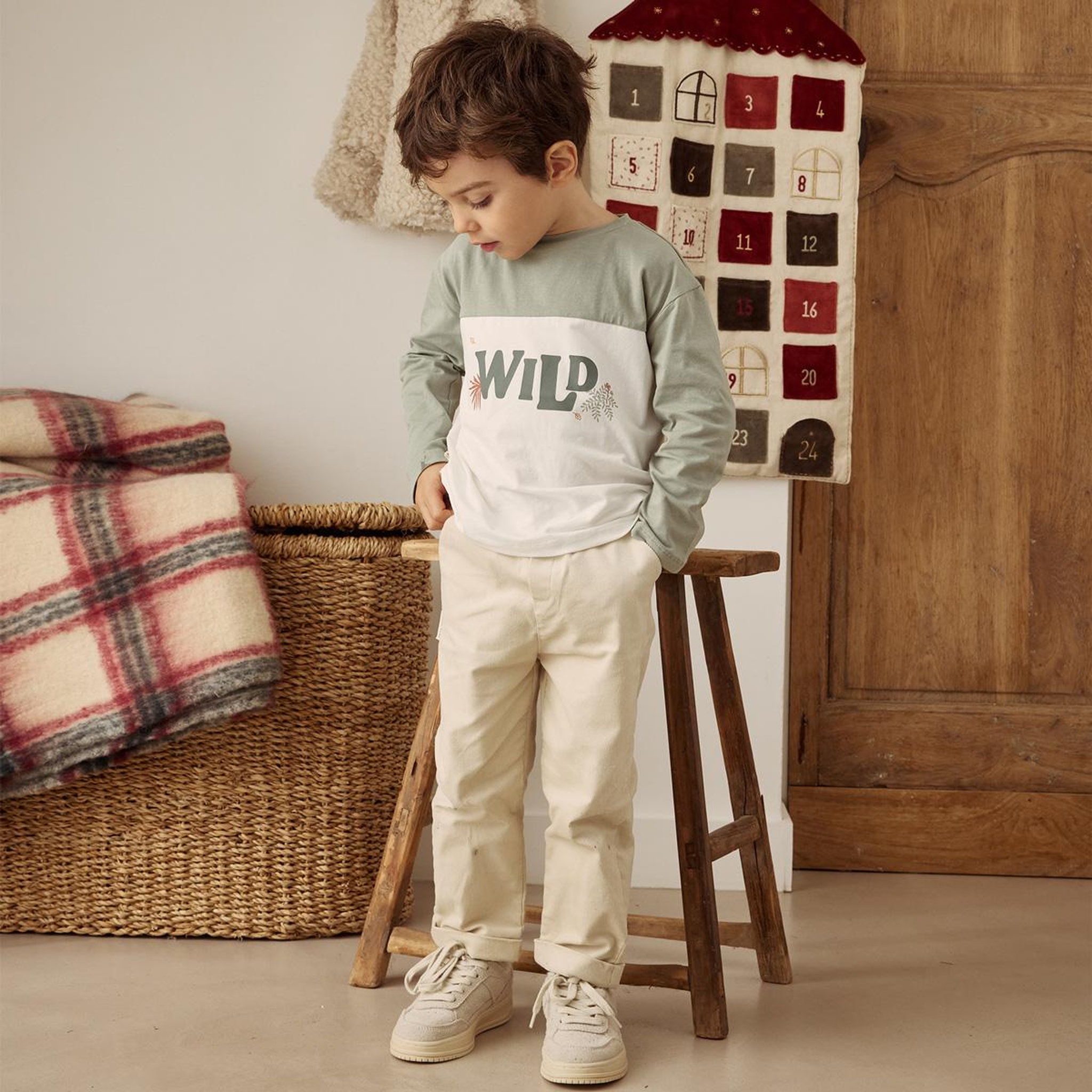 Voir la diapositive 5 : Petit Béguin T-shirt enfant Abou