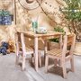 SWEEEK Table en bois d'acacia FSC pour enfant, intérieur et extérieur avec 2 chaises