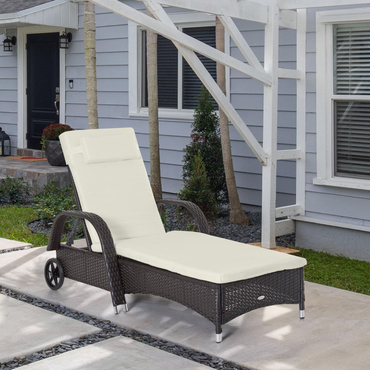 OUTSUNNY Transat bain de soleil grand confort : matelas, têtière, inclinaison réglable multipositions, accoudoirs, roulettes résine tressée brun foncé