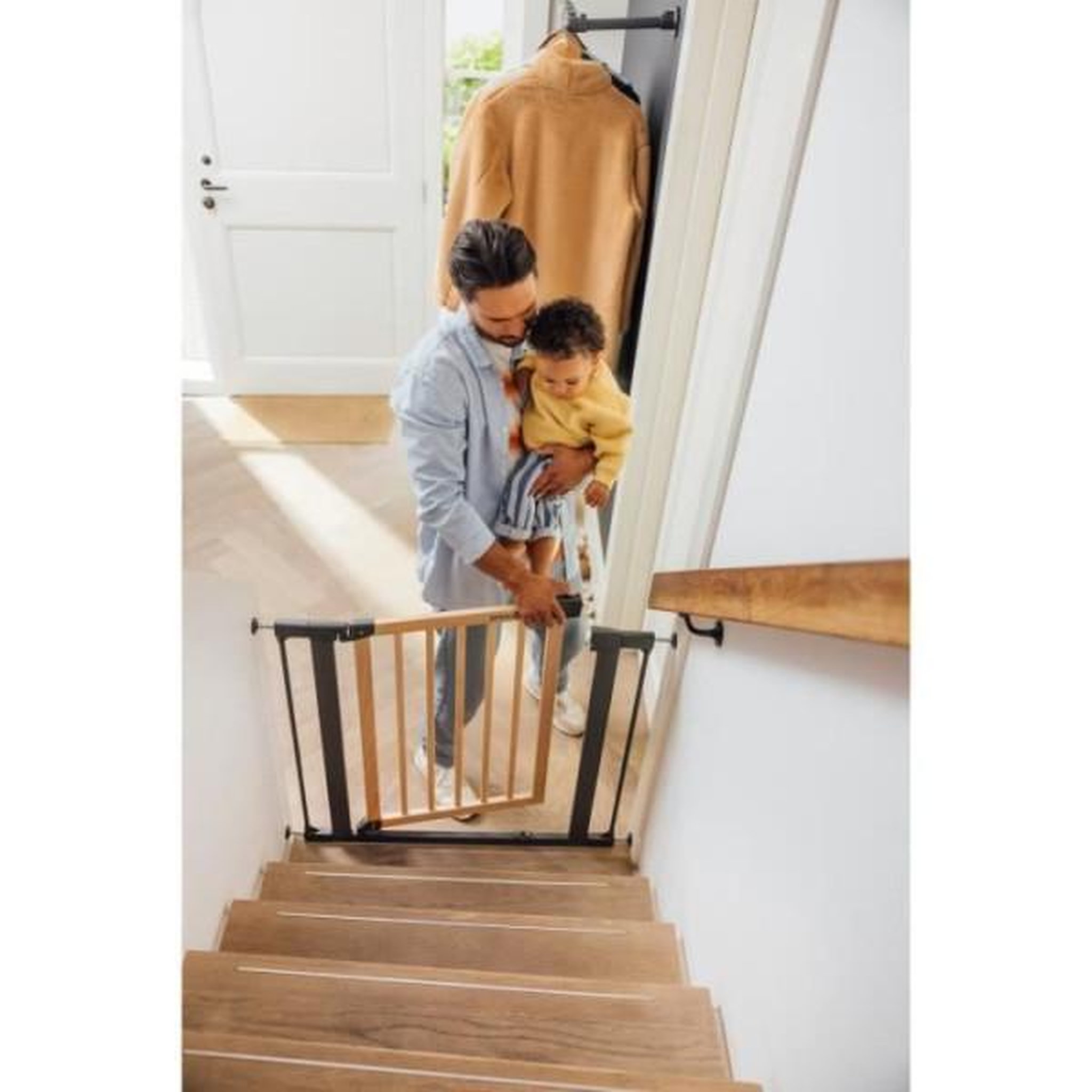 Voir la diapositive 4 : SAFETY 1ST SAFETY 1ST SIMPLY CLOSE WOOD & METAL 7 CM EXTENSION