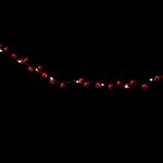 FEERIC LIGHT & CHRISTMAS Guirlande Lumineuse  Boules Bois  220cm Rouge