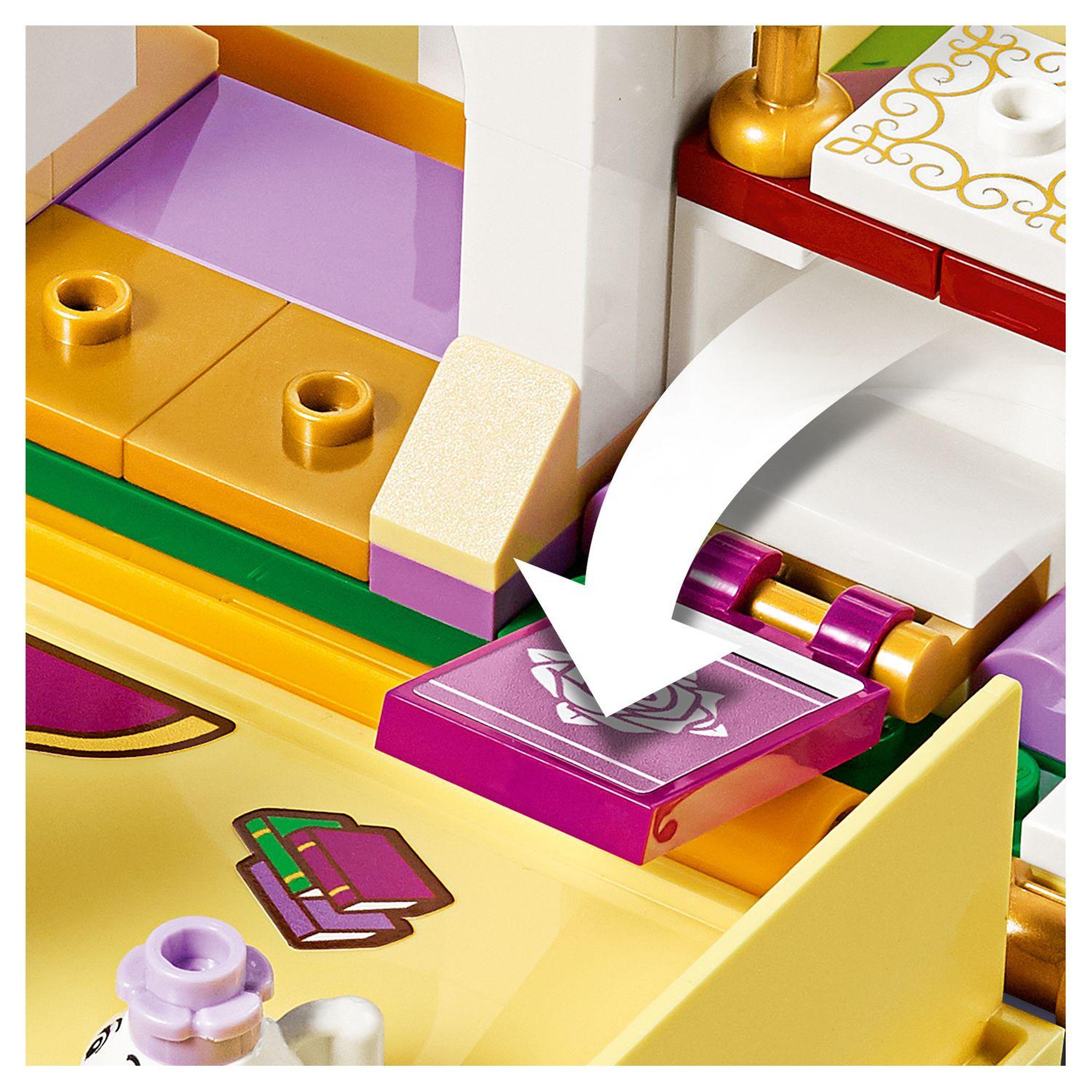 Voir la diapositive 7 : LEGO Princesses Disney 43177- Les Aventures de belle dans un livre de contes