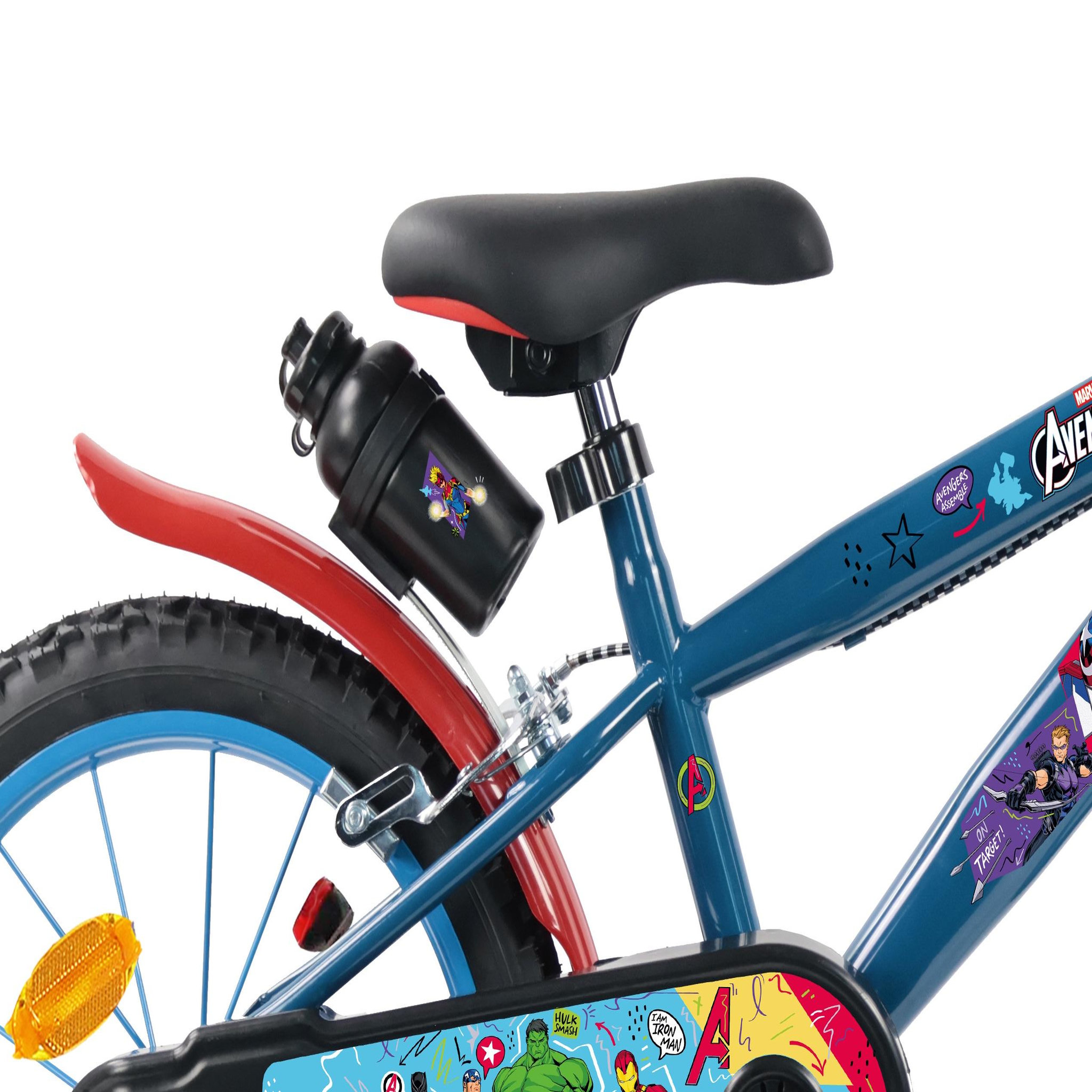 Voir la diapositive 5 : Avengers Vélo enfant 16'' AVENGERS de Marvel (100 cm à 125 cm) avec 2 freins, plaque avant décorative, stabilisateurs et bidon arrière.