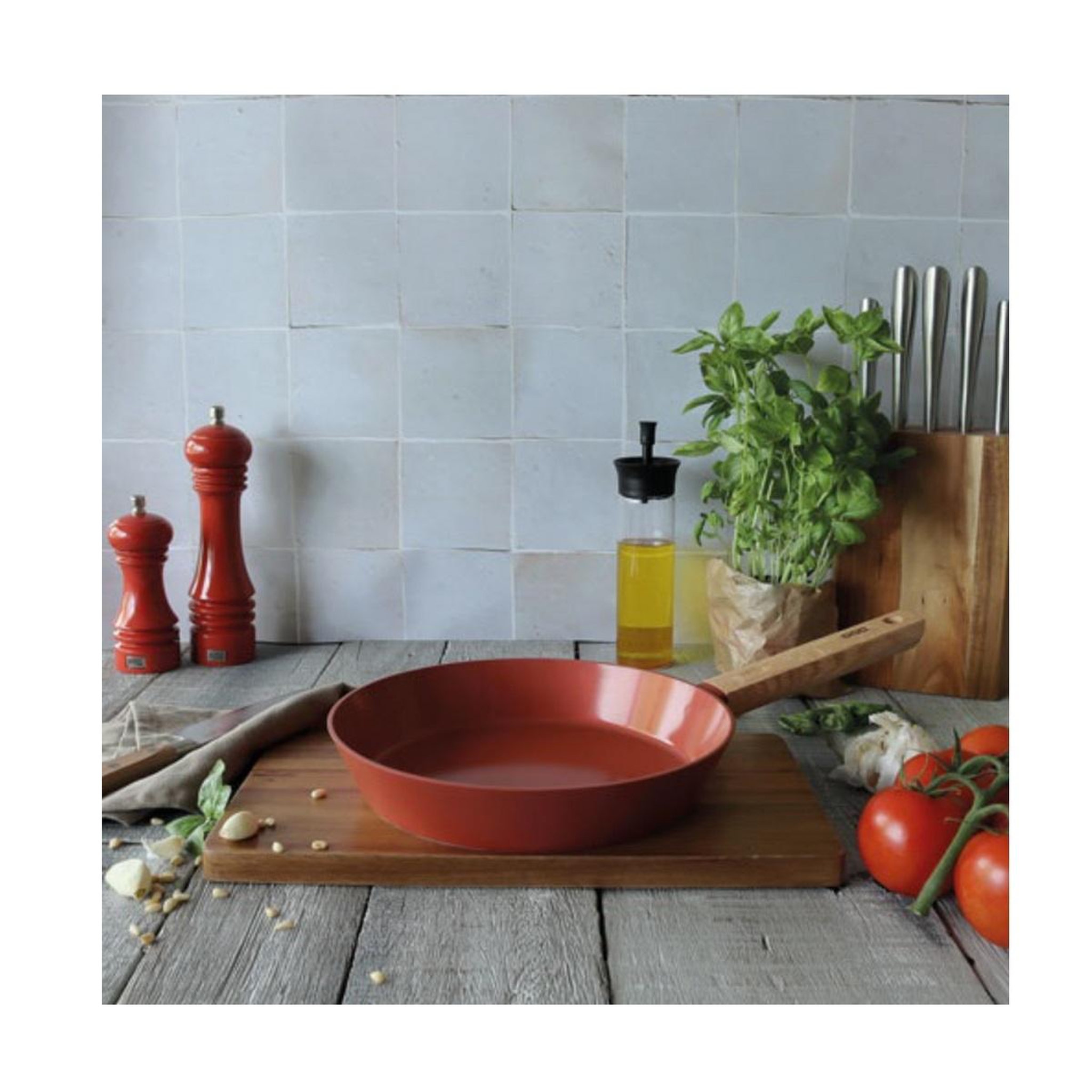 Voir la diapositive 2 : OGO LIVING Poêle aluminium 24cm paprika - 7930284