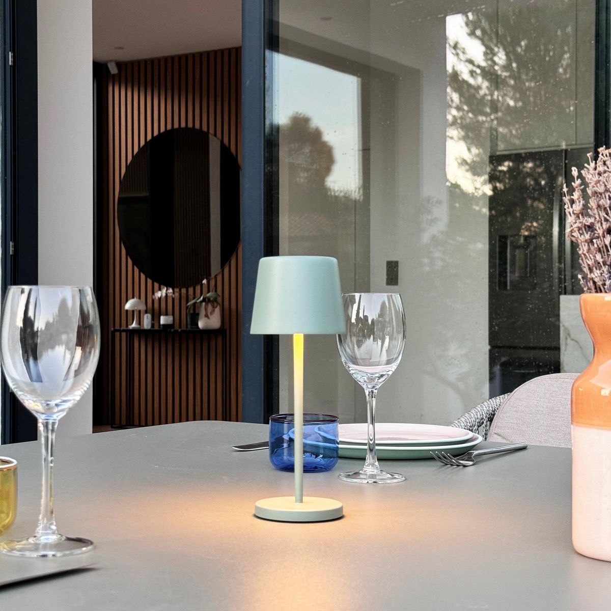 Lumisky 6 mini lampes avec plateau de chargement KELLY MINI Vert Aluminium H22cm