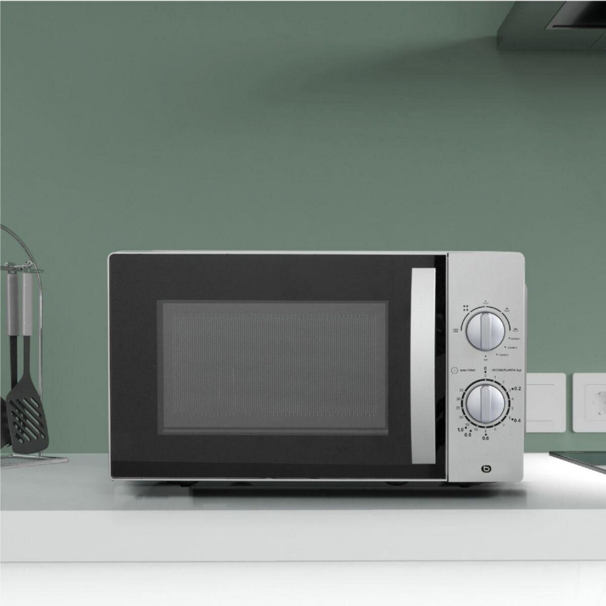 ESSENTIEL B Micro ondes grill EG204s Titane