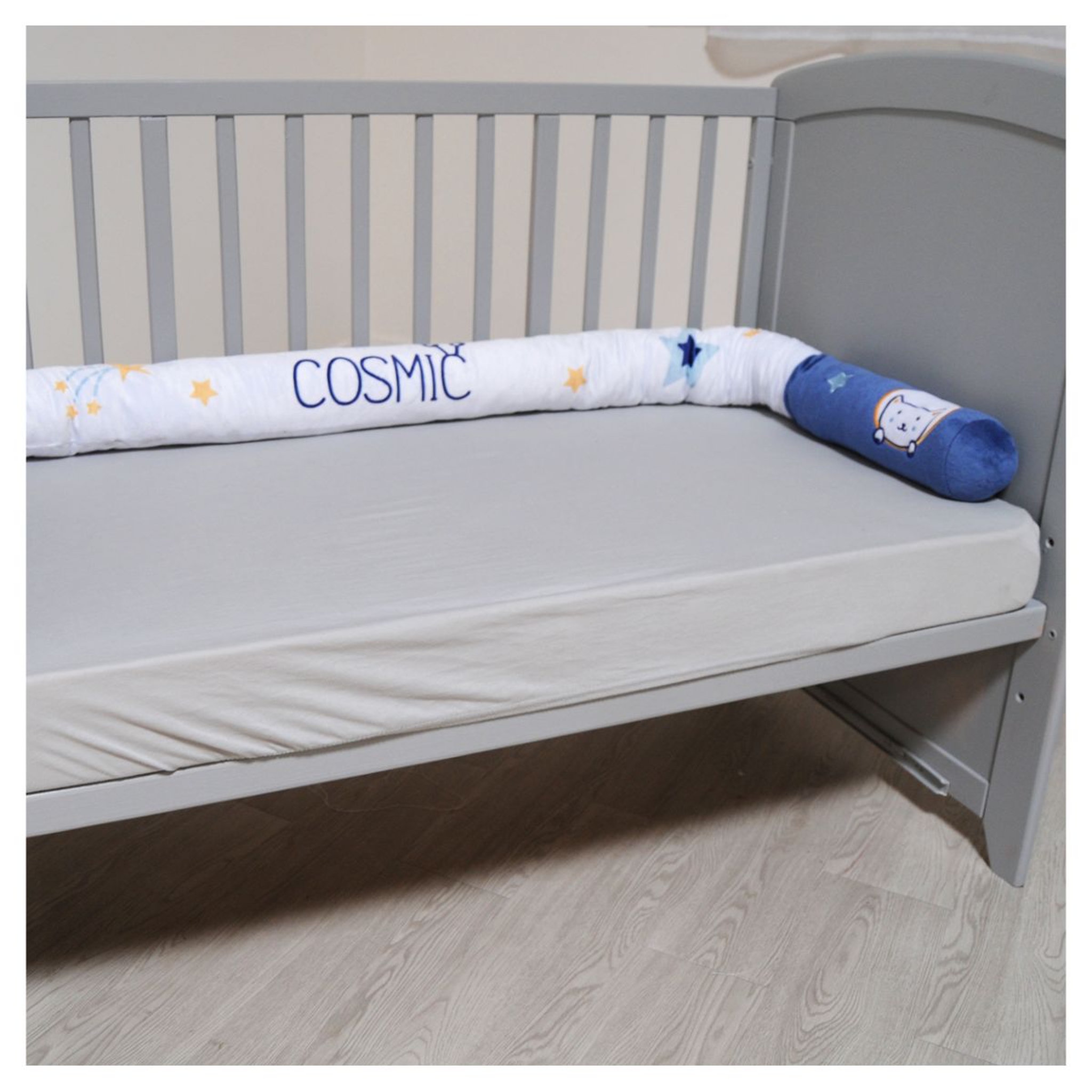 Voir la diapositive 6 : Babycalin Boudin ludique 200cm Cosmic