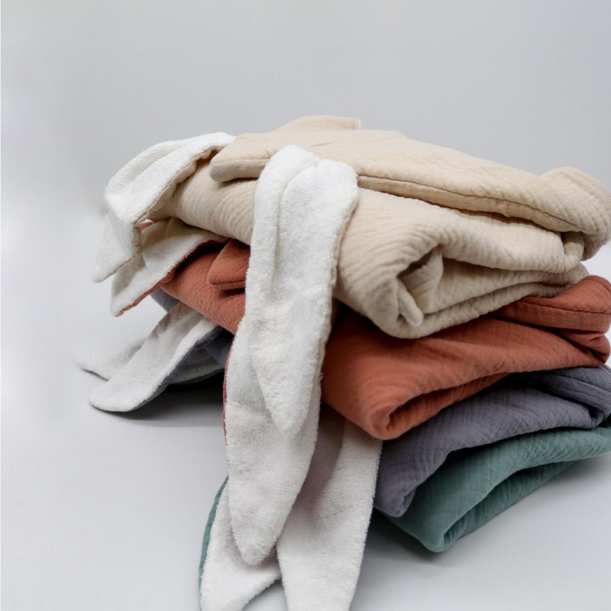 Monsieur Bébé Cape, sortie de bain pour bébé intérieur 100 % coton - 100 x 100 cm - Lapin - Beige