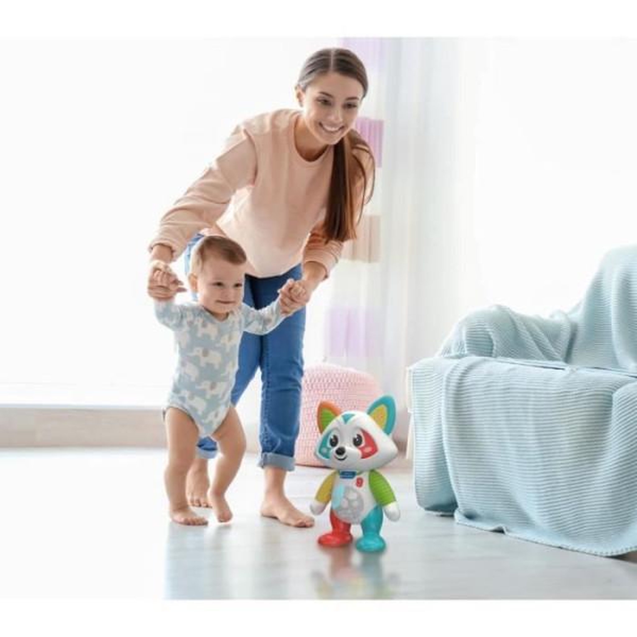 Voir la diapositive 4 : CLEMENTONI Baby clementoni - oliver, le raton-laveur joueur - jeu intéractif - 4 modes de jeux : émotions, repas, histoire et exploration