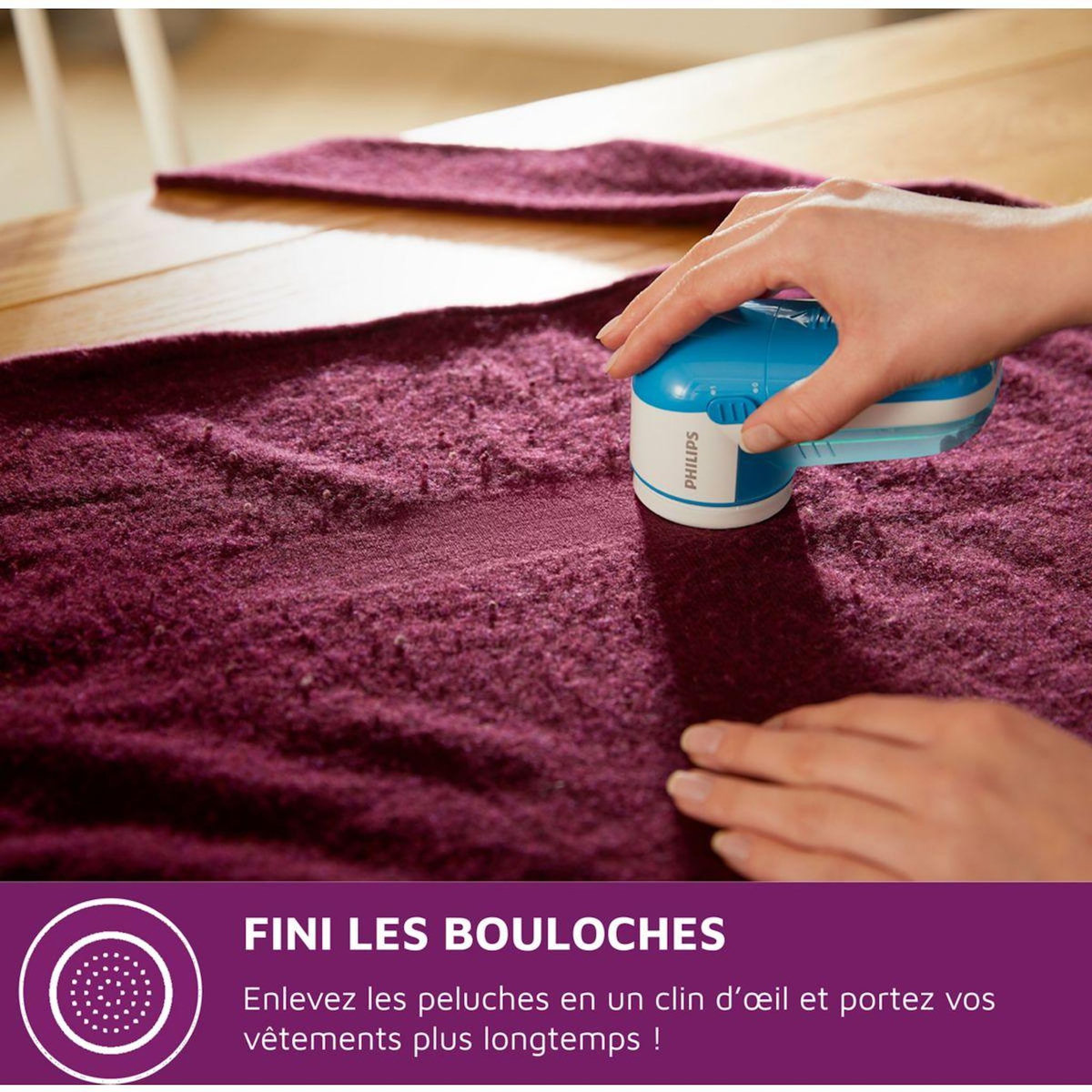 Philips Rasoir Anti-bouloches GC026/00 rase bouloche à 3 lames, 2 piles AA, Bleu/Blanc
