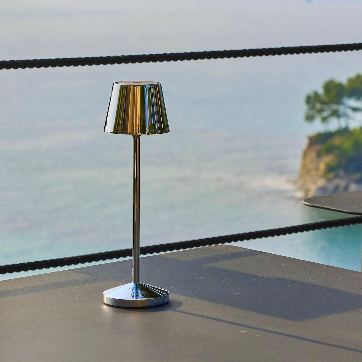 Lumisky Lampe de table sans fil EMILY Argent Aluminium H25cm