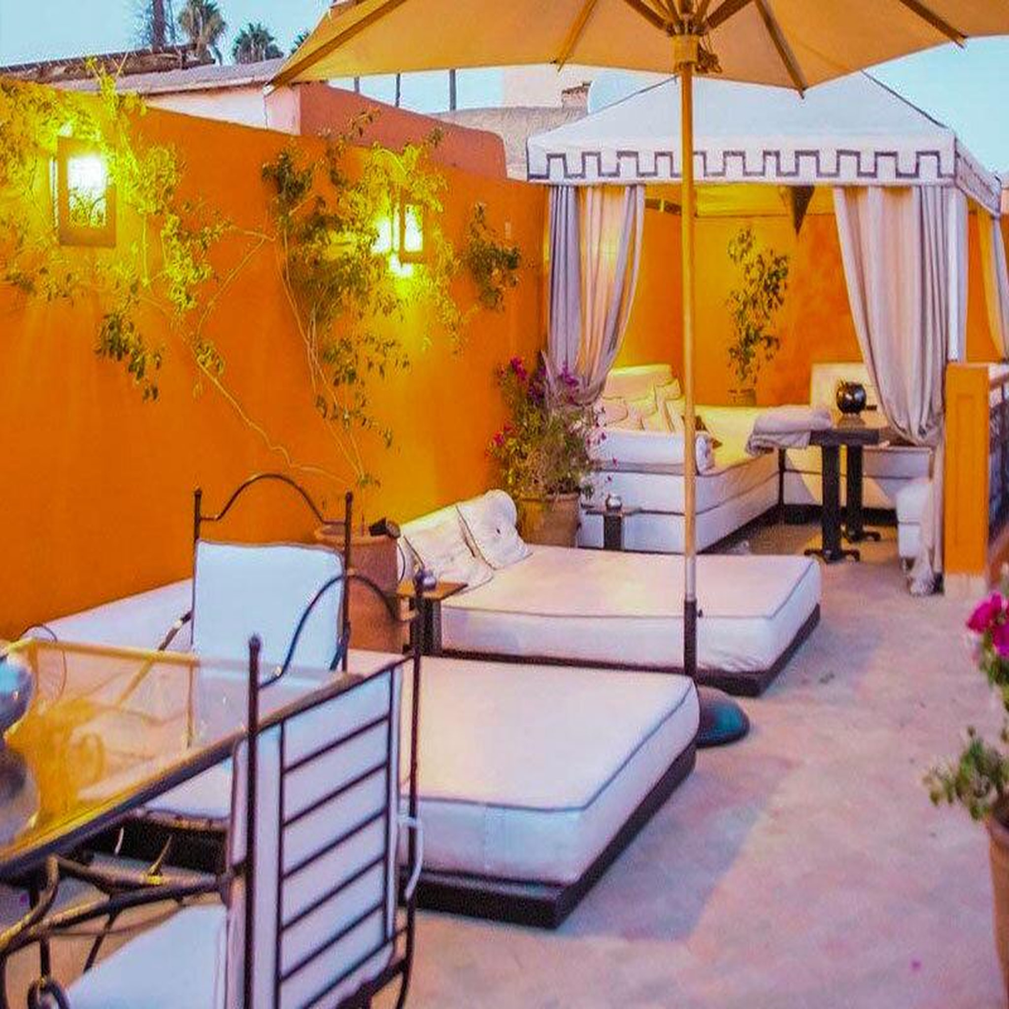 Voir la diapositive 4 : Smartbox Des dunes au hammam : 4 jours au riad hermès et visite du désert en 4x4 à marrakech - coffret cadeau séjour