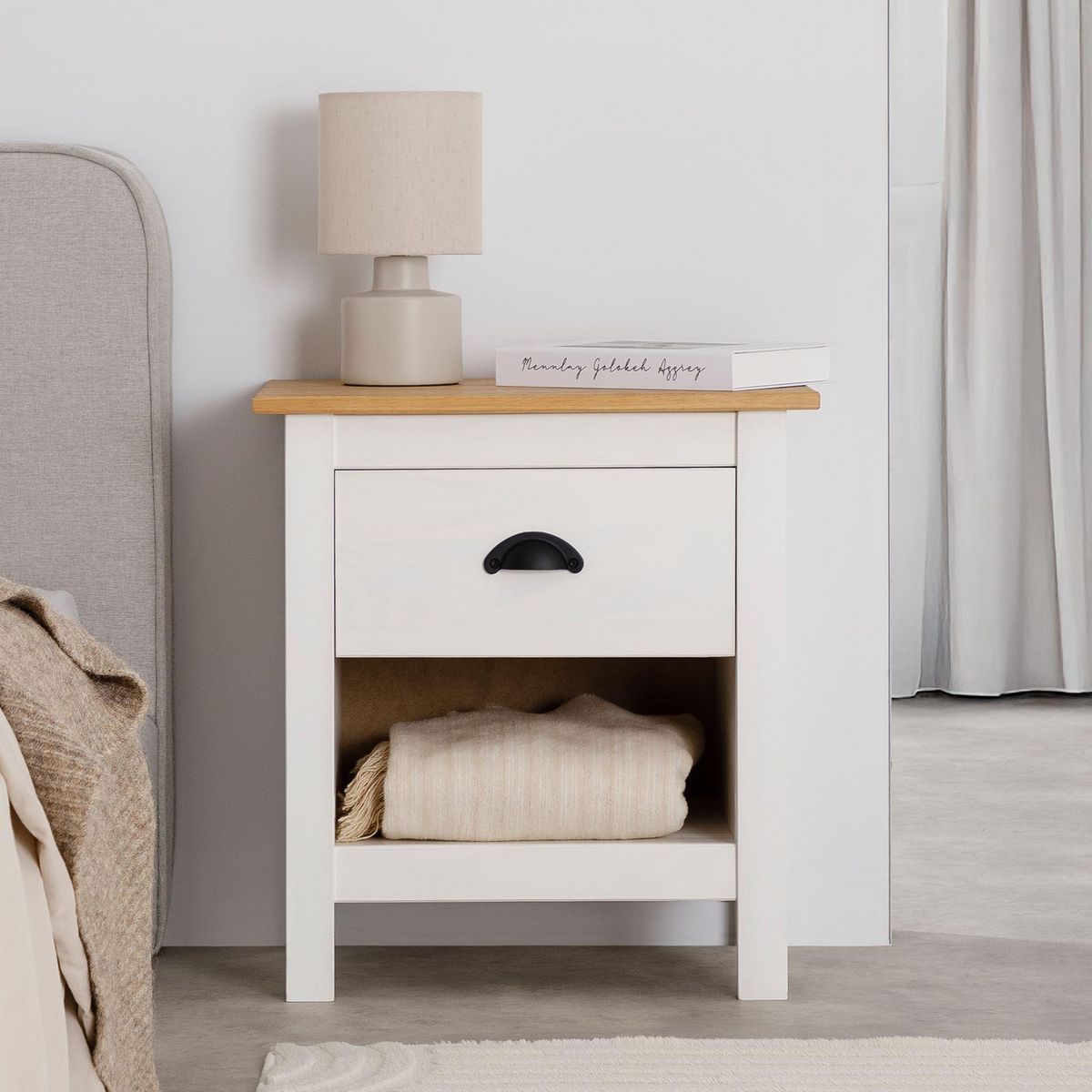 IDIMEX Table de chevet TILLY H 50 cm en bois massif