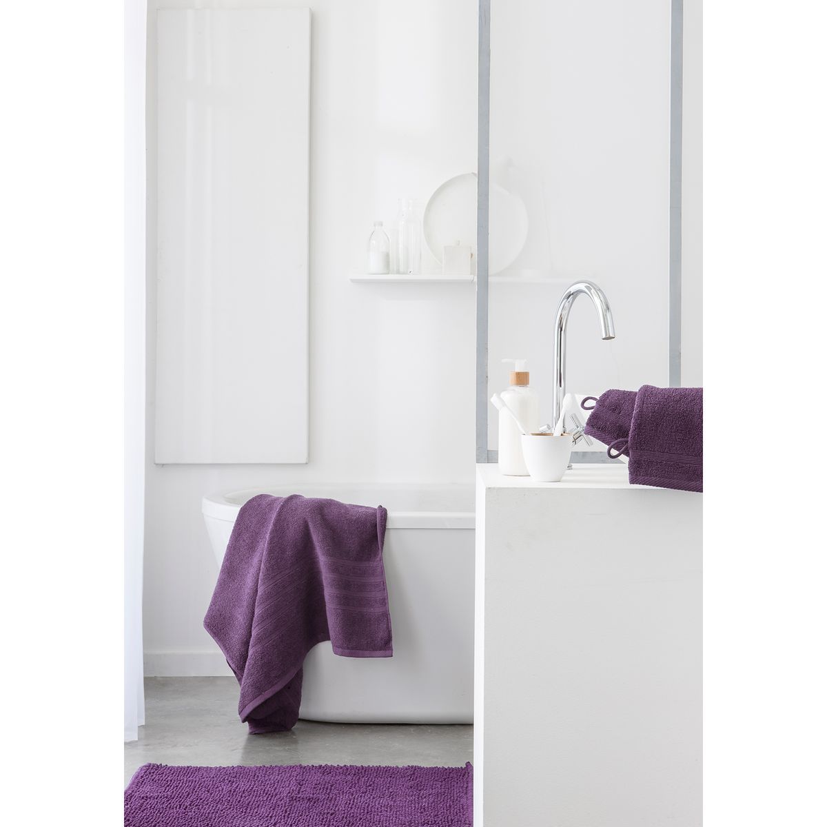 TODAY  Serviette de toilette unie en coton 600 gr/m2 