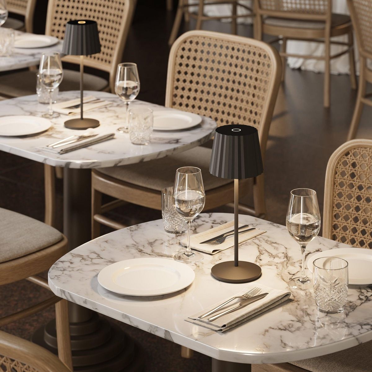 Lumisky 6 lampes avec plateau de chargement ABBY Noir Aluminium H29 cm