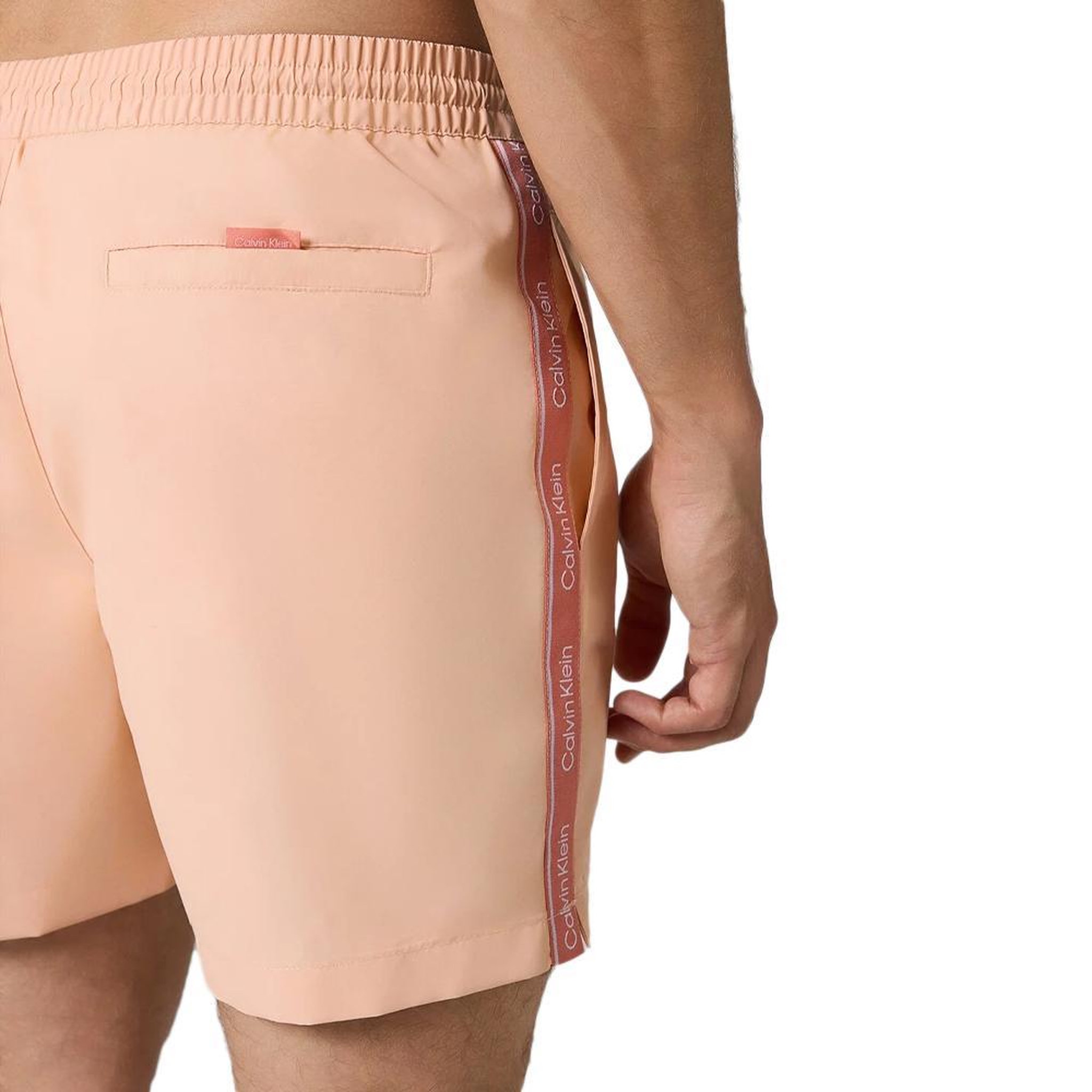 Voir la diapositive 2 : CALVIN KLEIN JEANS Maillot de bain rose clair homme calvin klein jeans medium