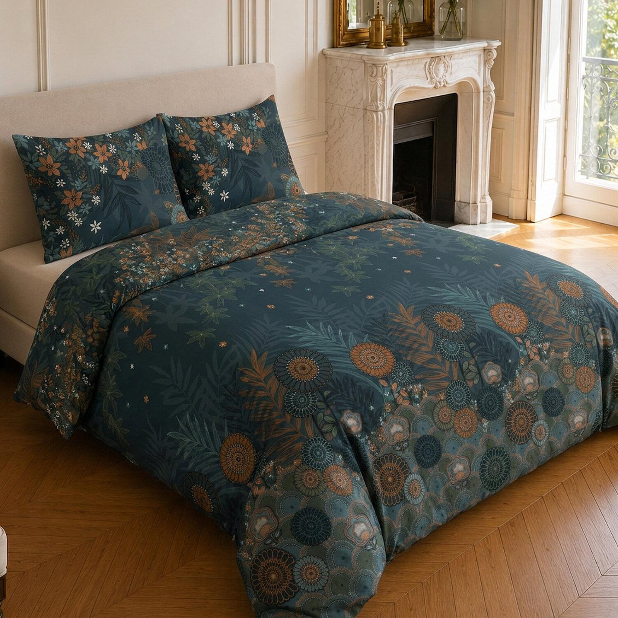 Voir la diapositive 2 : Home collection Parure housse de couette imprimée 100% microfibre - flower night - 220x240 cm