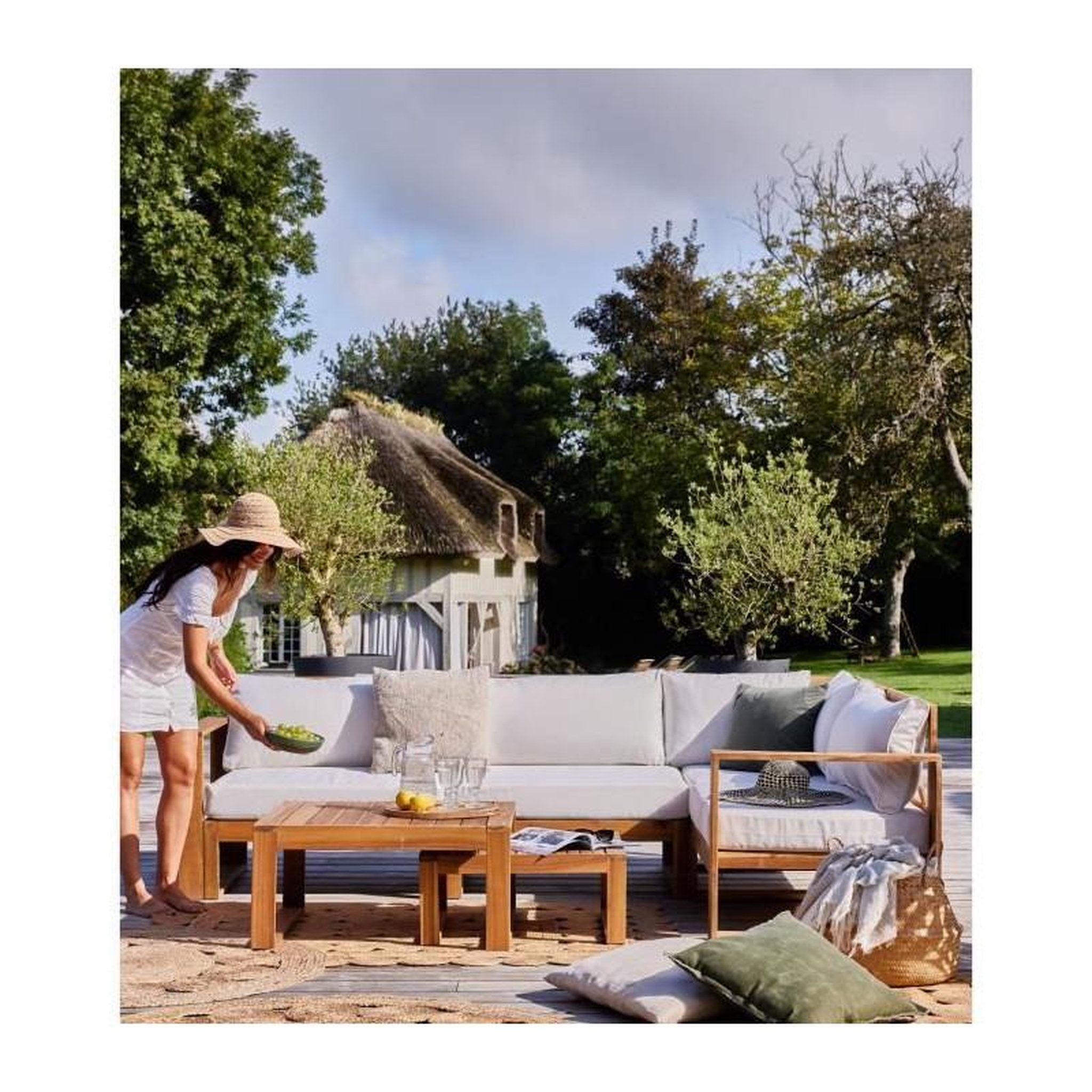 Voir la diapositive 3 : BOCARNEA Salon de jardin d'angle modulable - Bois d'acacia - 5 personnes - LEVATA OTTOMAN - Blanc cassé + Housse
