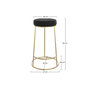 Voir la diapositive 4 : Rendez vous déco Lot de 2 tabourets pour îlot central 63 cm en velours noir-Kendal
