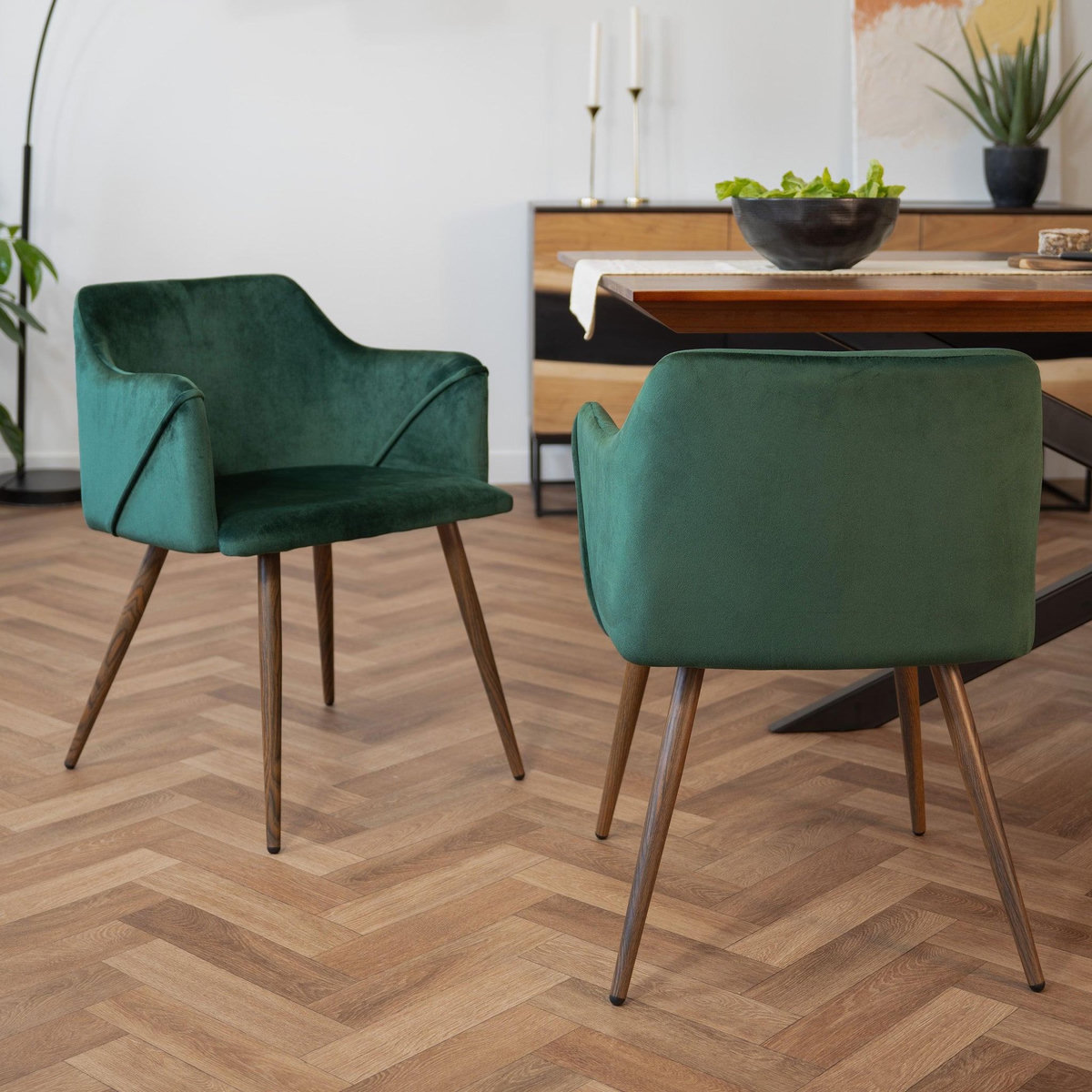 Rendez vous déco Lot de 2 chaises avec accoudoirs en velours vert foncé - Daisy