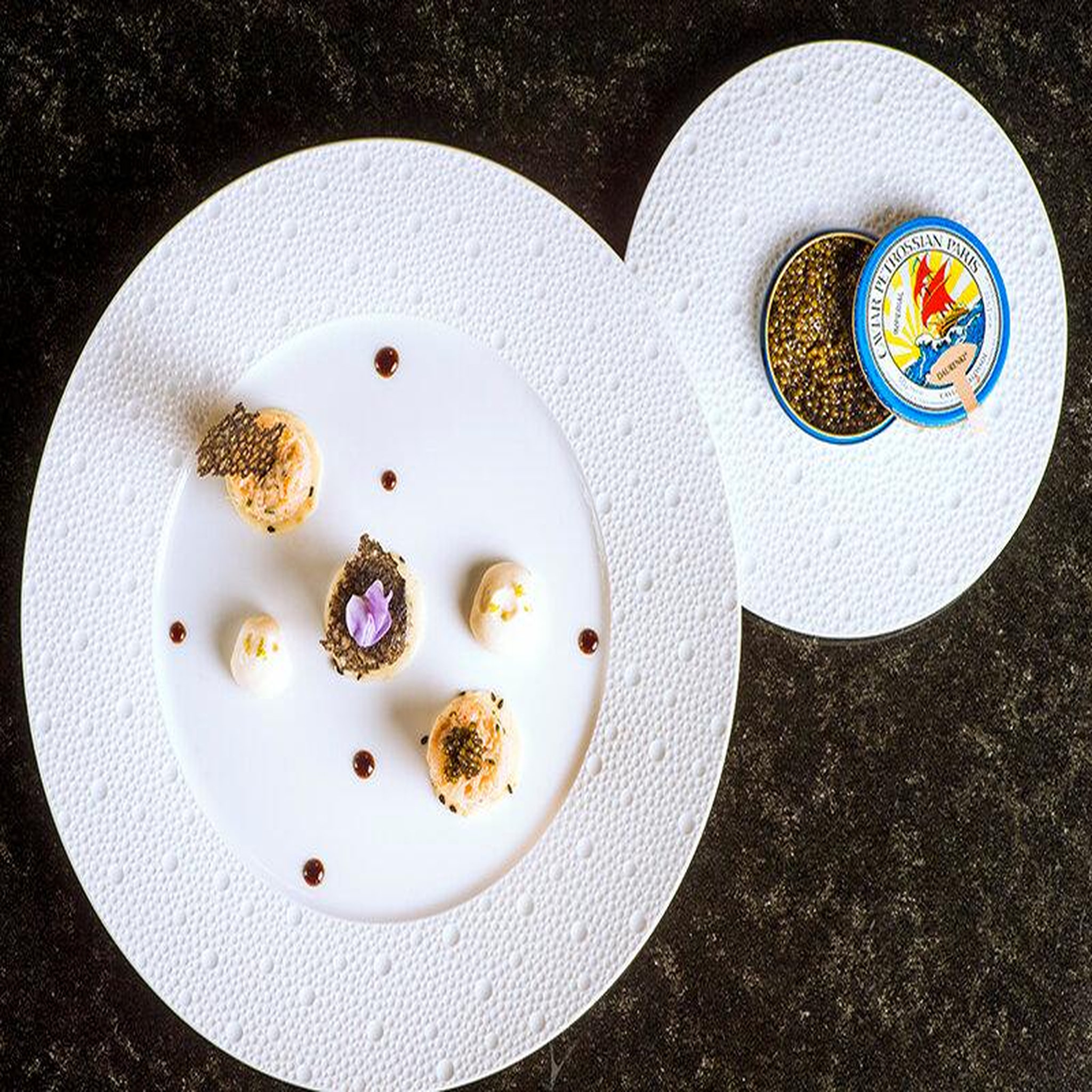 Voir la diapositive 4 : Smartbox Adresses primées : repas 7 plats au restaurant l'arnsbourg au nord de strasbourg - coffret cadeau gastronomie
