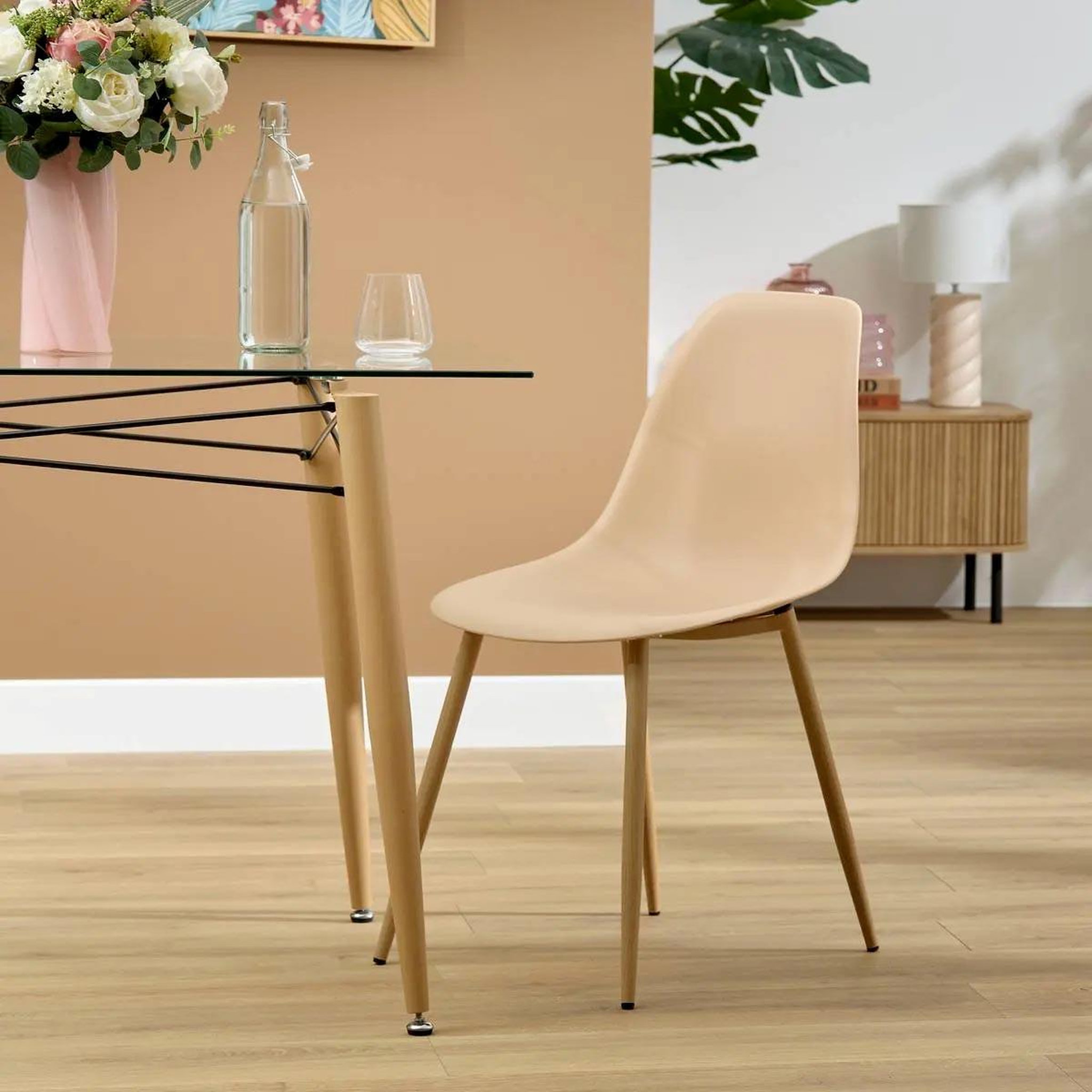 Voir la diapositive 5 : ATMOSPHERA Table à manger en verre  jindo  140cm transparent