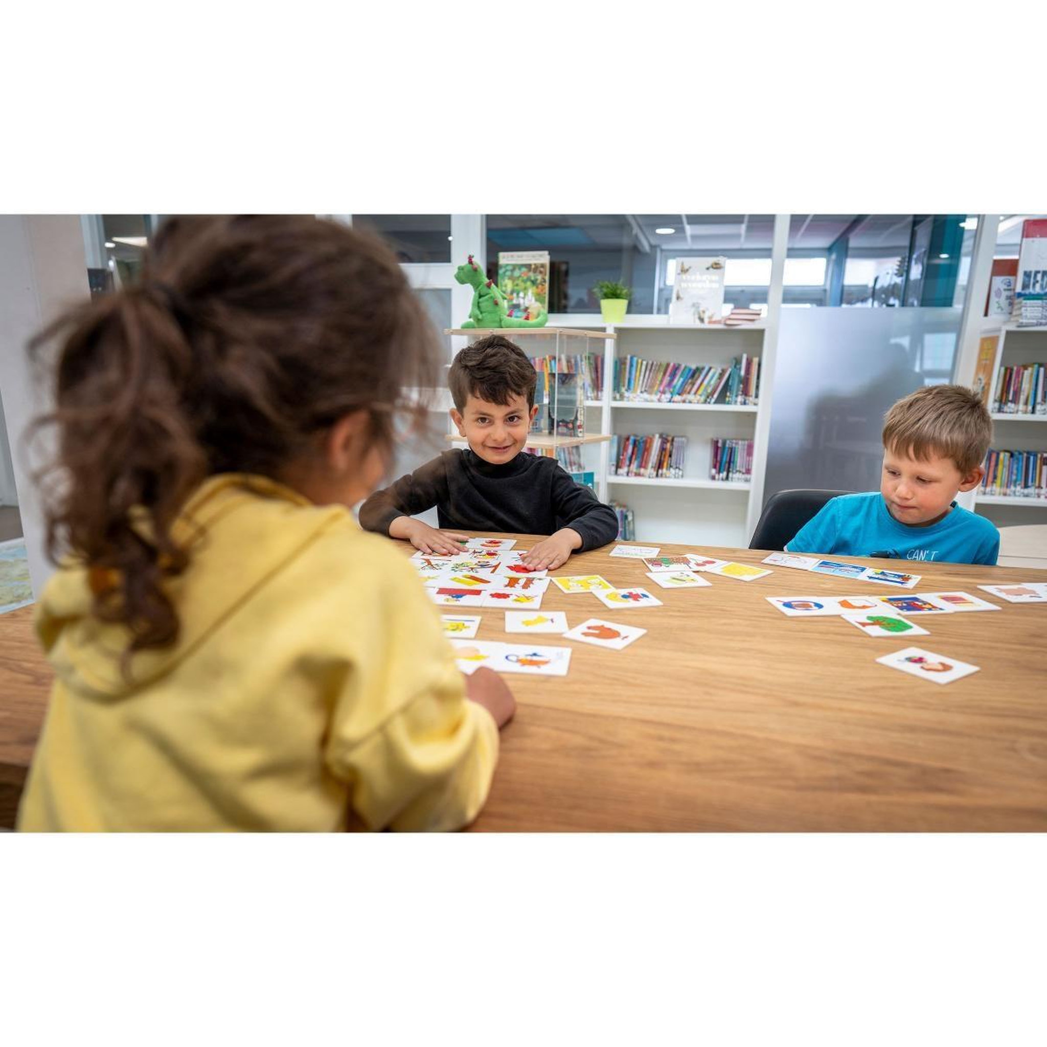 Voir la diapositive 4 : EDUCO Resulta — jeu éducatif pour la classe