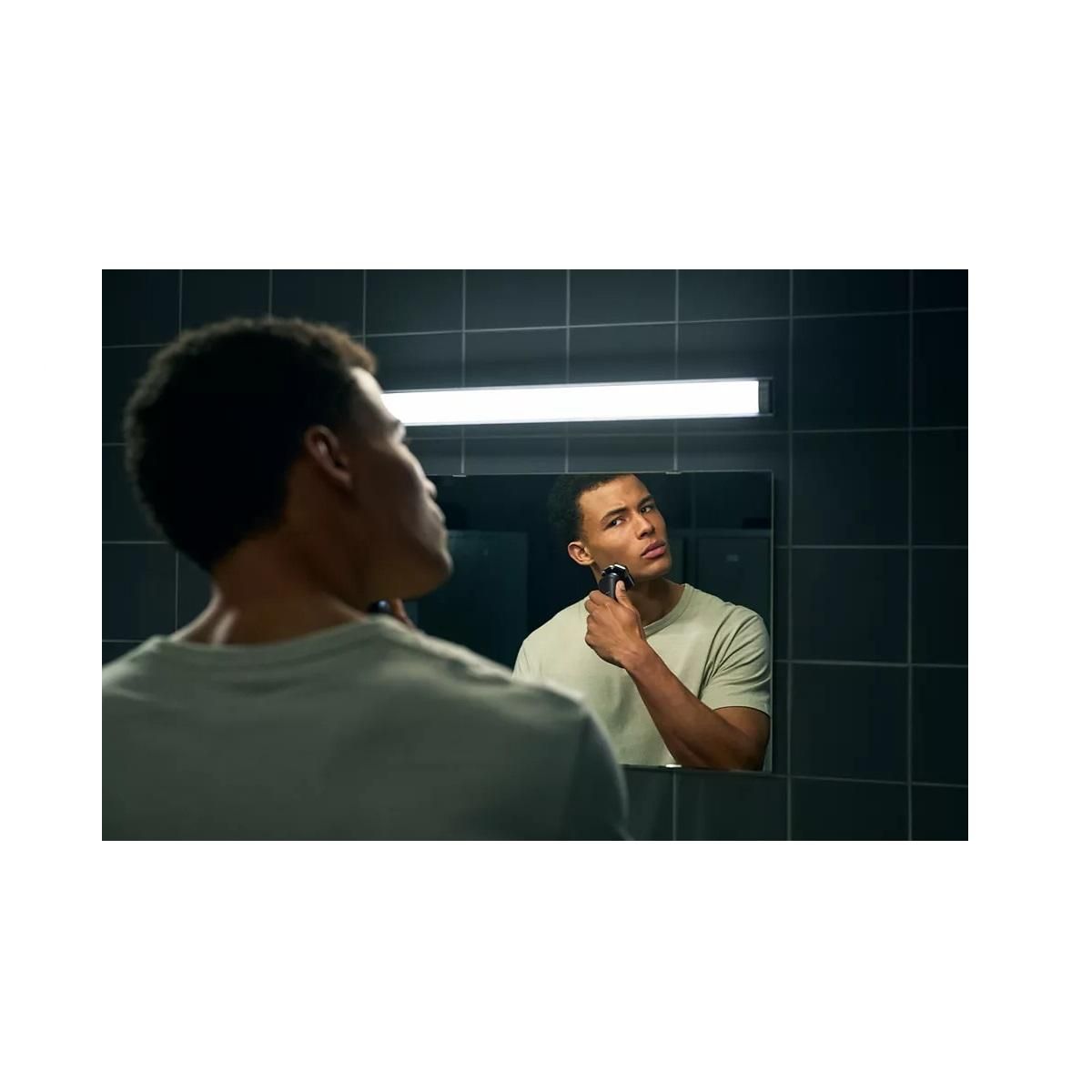 Philips Rasoir électrique rechargeable étanche - S5889-11