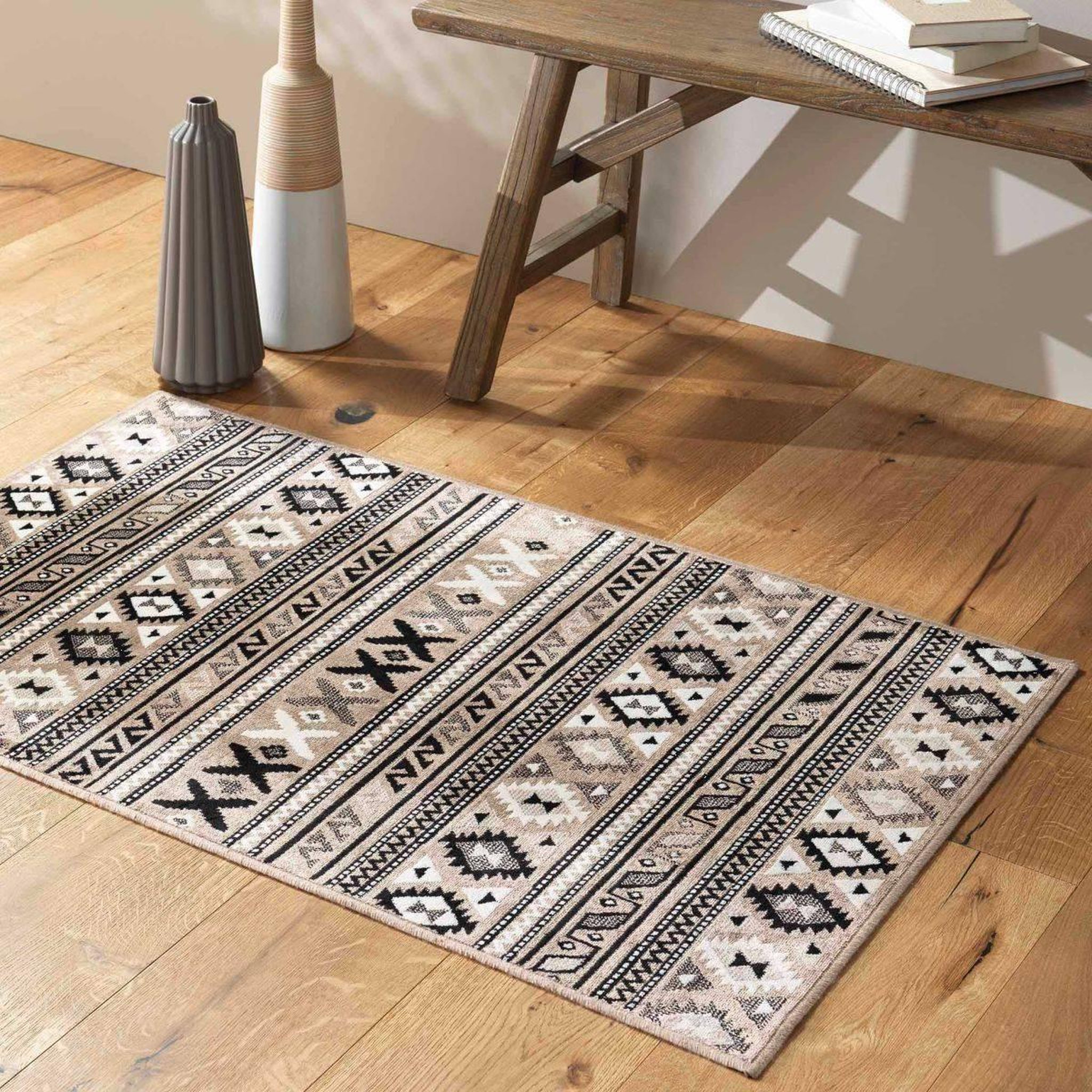 Voir la diapositive 5 : Douceur d'Intérieur Tapis déco  sakari  68x110cm taupe