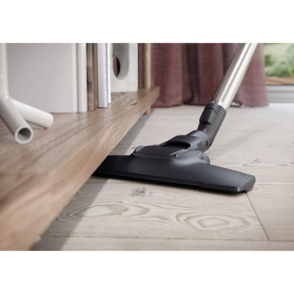 ELECTROLUX Aspirateur avec sac EB61C2DBF