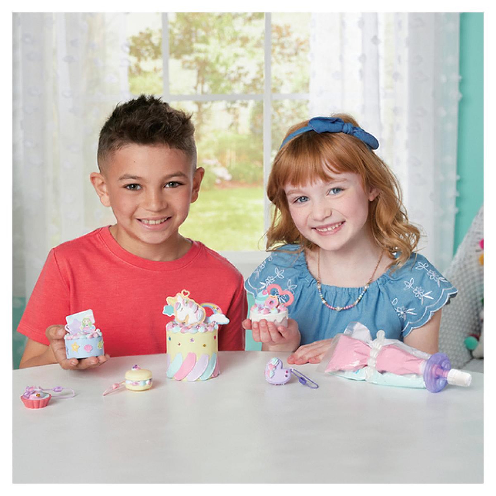 Voir la diapositive 4 : Aquabeads Coffret Deluxe Pati-School Arc-en-ciel - Jeu Créatif pour Enfants de 6 Ans et Plus