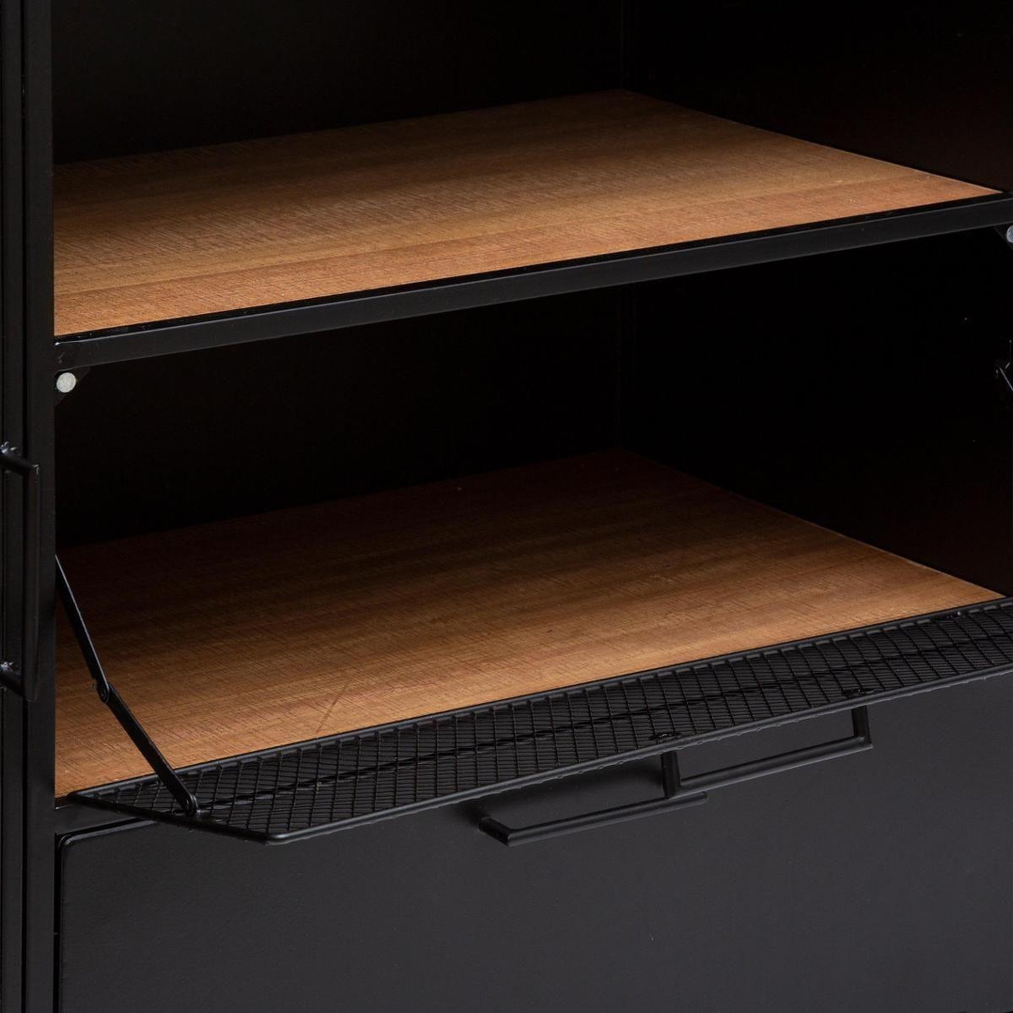 Voir la diapositive 5 : ATMOSPHERA Buffet 2 portes & 2 niveaux  cierna  140cm noir