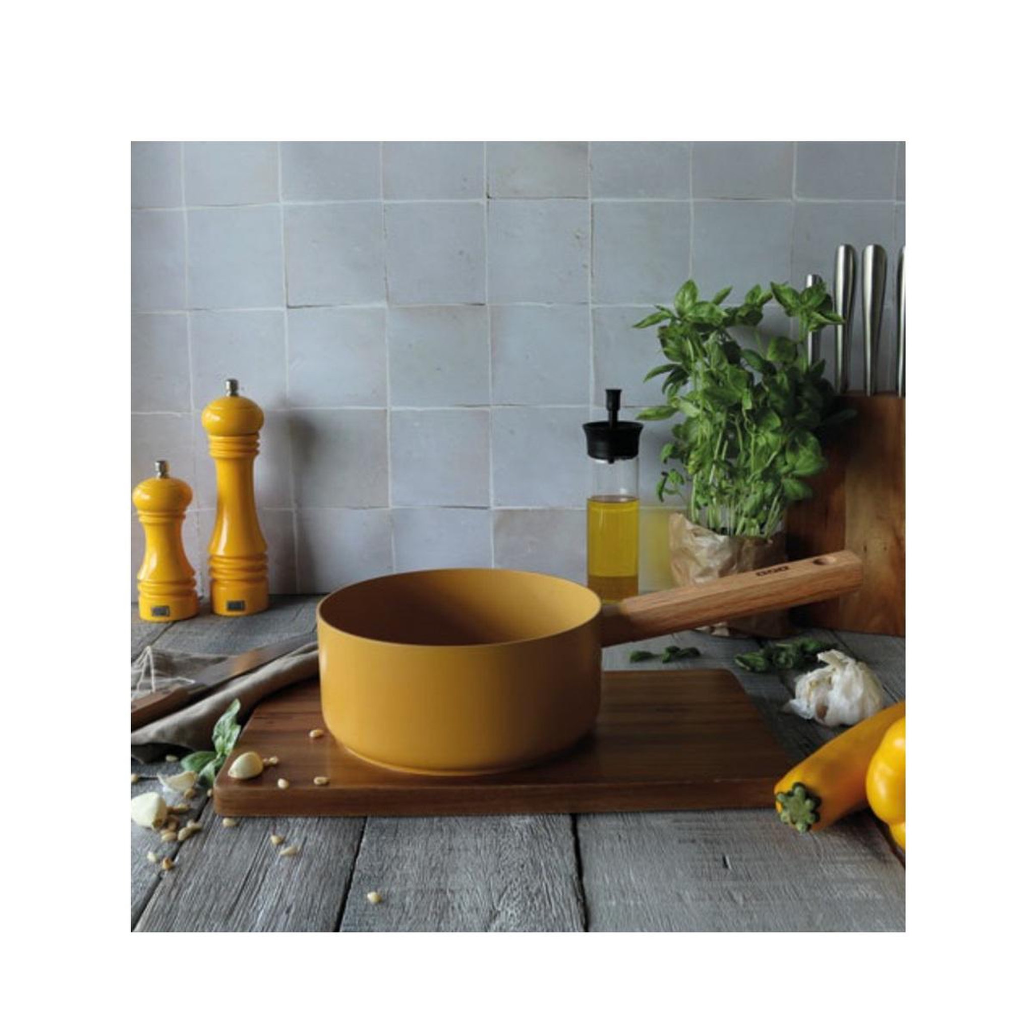 Voir la diapositive 3 : OGO LIVING Casserole 18cm jaune - 7930271