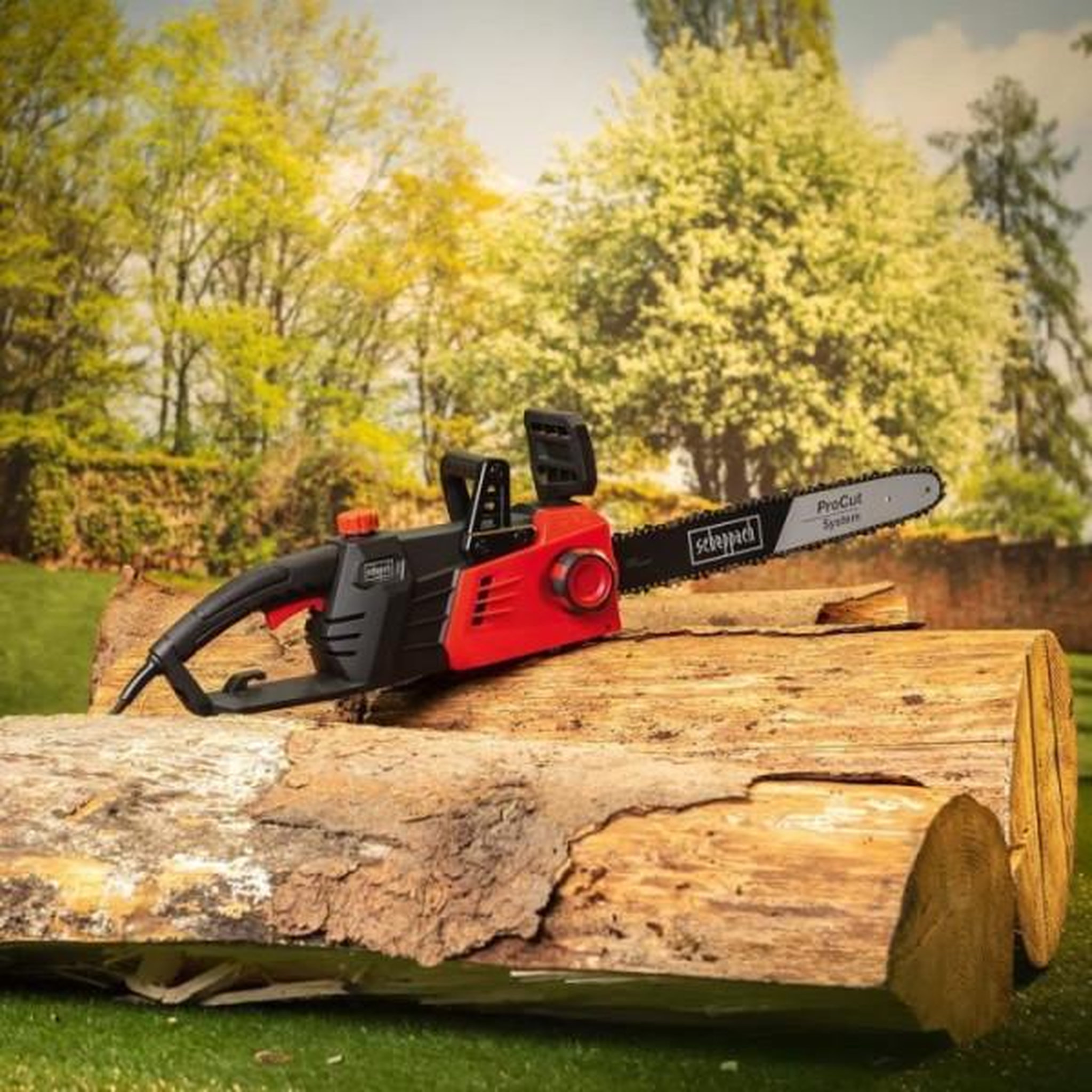 Voir la diapositive 2 : SCHEPPACH Tronconneuse electrique SCHEPPACH 45,5 cm - 2700 W - CSE2700