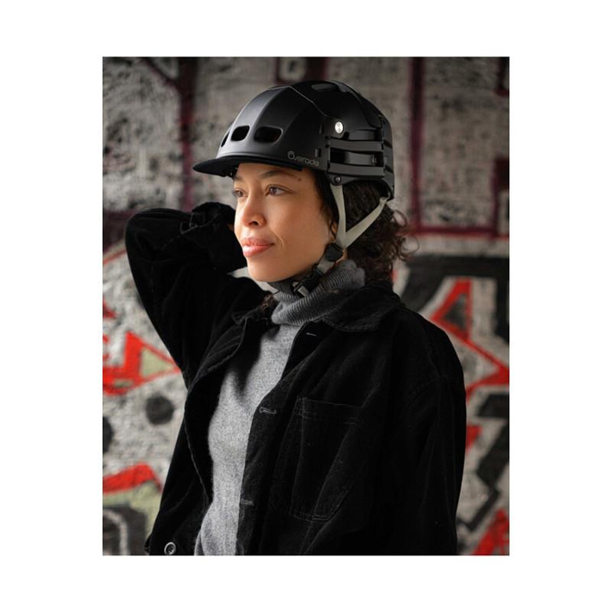 Voir la diapositive 3 : Overade Casque vélo Overade PLIXI SATIN BLACK L XL