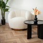 Voir la diapositive 5 : Rendez vous déco Fauteuil pivotant en tissu bouclé blanc-Ysé