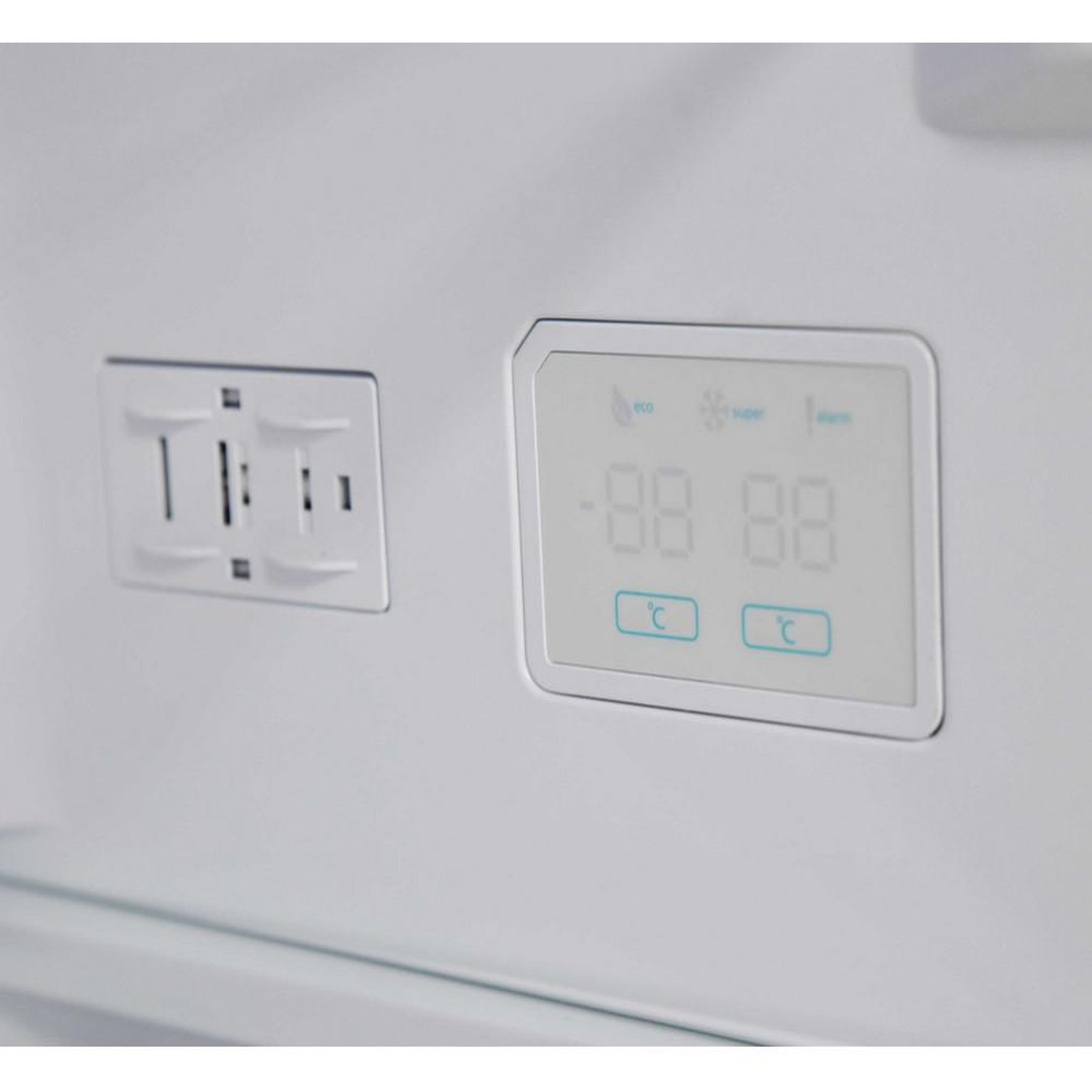 Voir la diapositive 6 : Sharp Réfrigérateur combiné 60cm 295l nofrost - SJBA09DMXLF