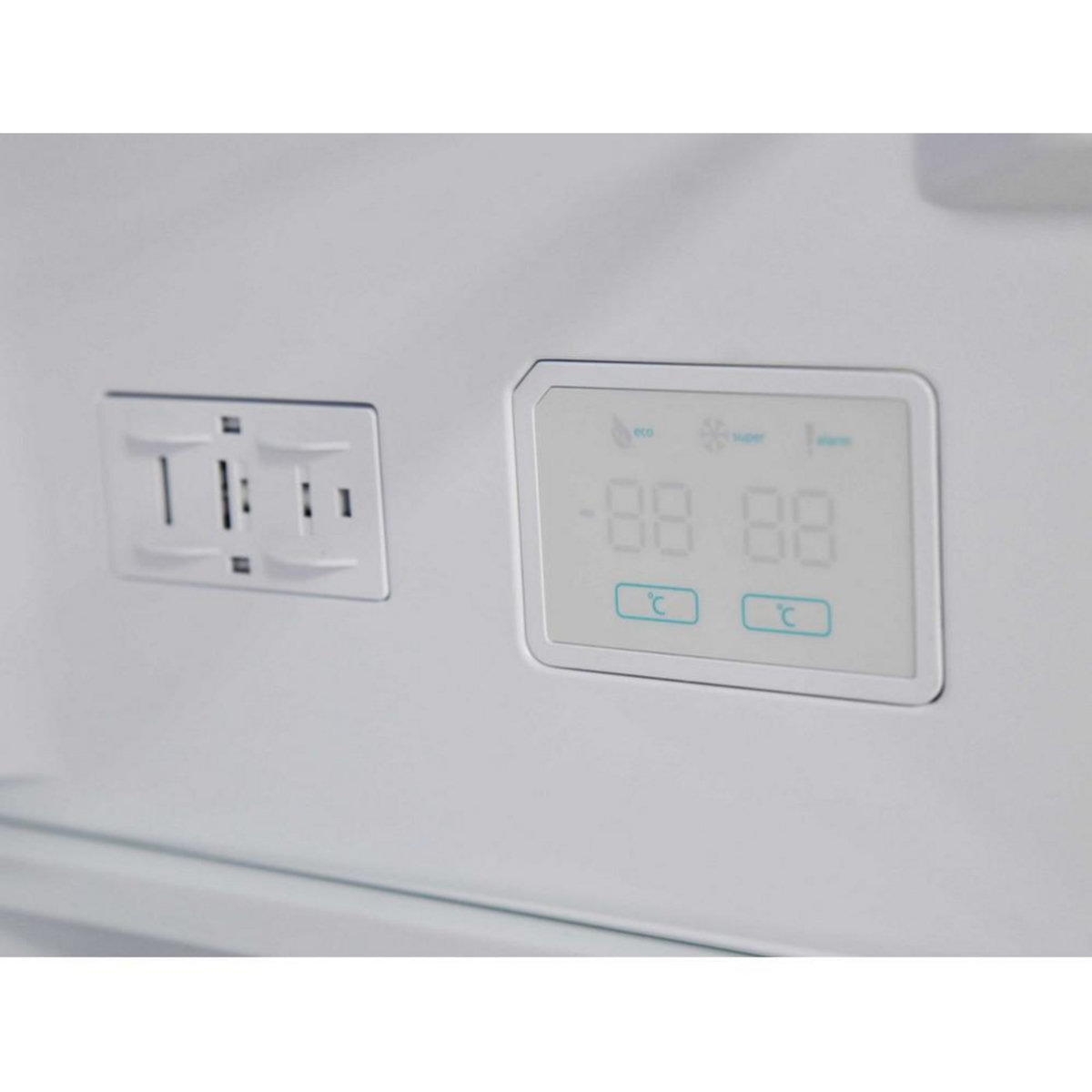 Sharp Réfrigérateur combiné 60cm 295l nofrost - sjba09dmxlf