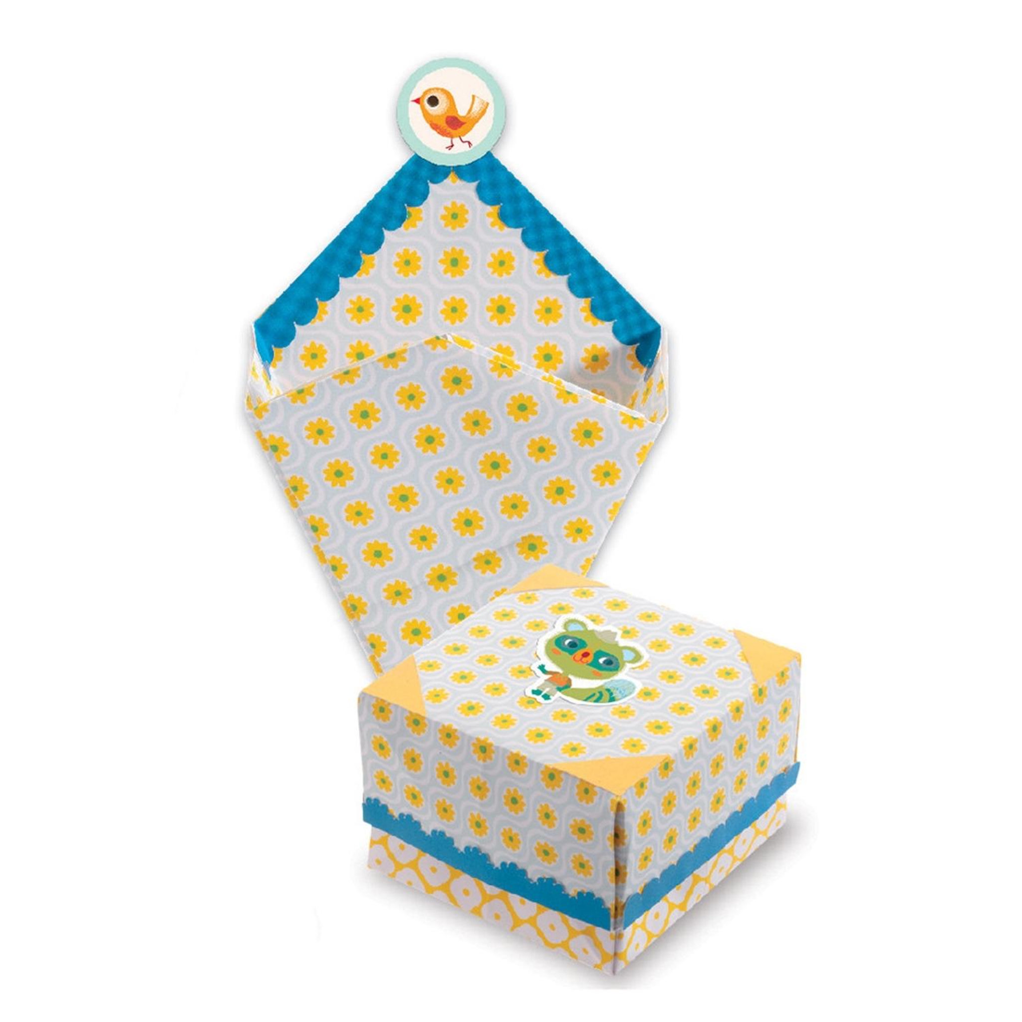 Voir la diapositive 3 : Djeco Origamis petites boites - TROIS FORMES