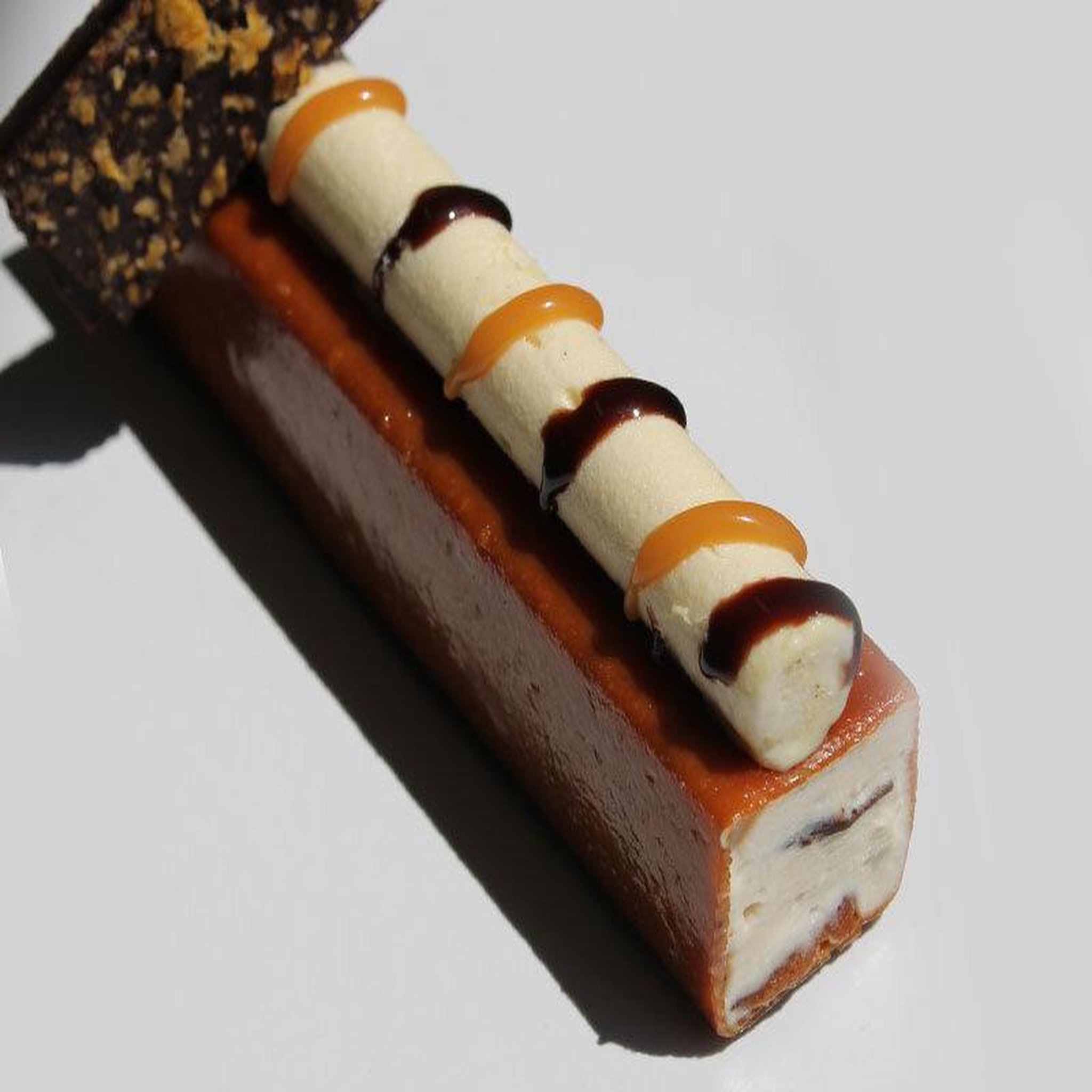 Voir la diapositive 4 : Smartbox Adresses primées : menu 8 plats au restaurant du château de sully à bayeux - coffret cadeau gastronomie