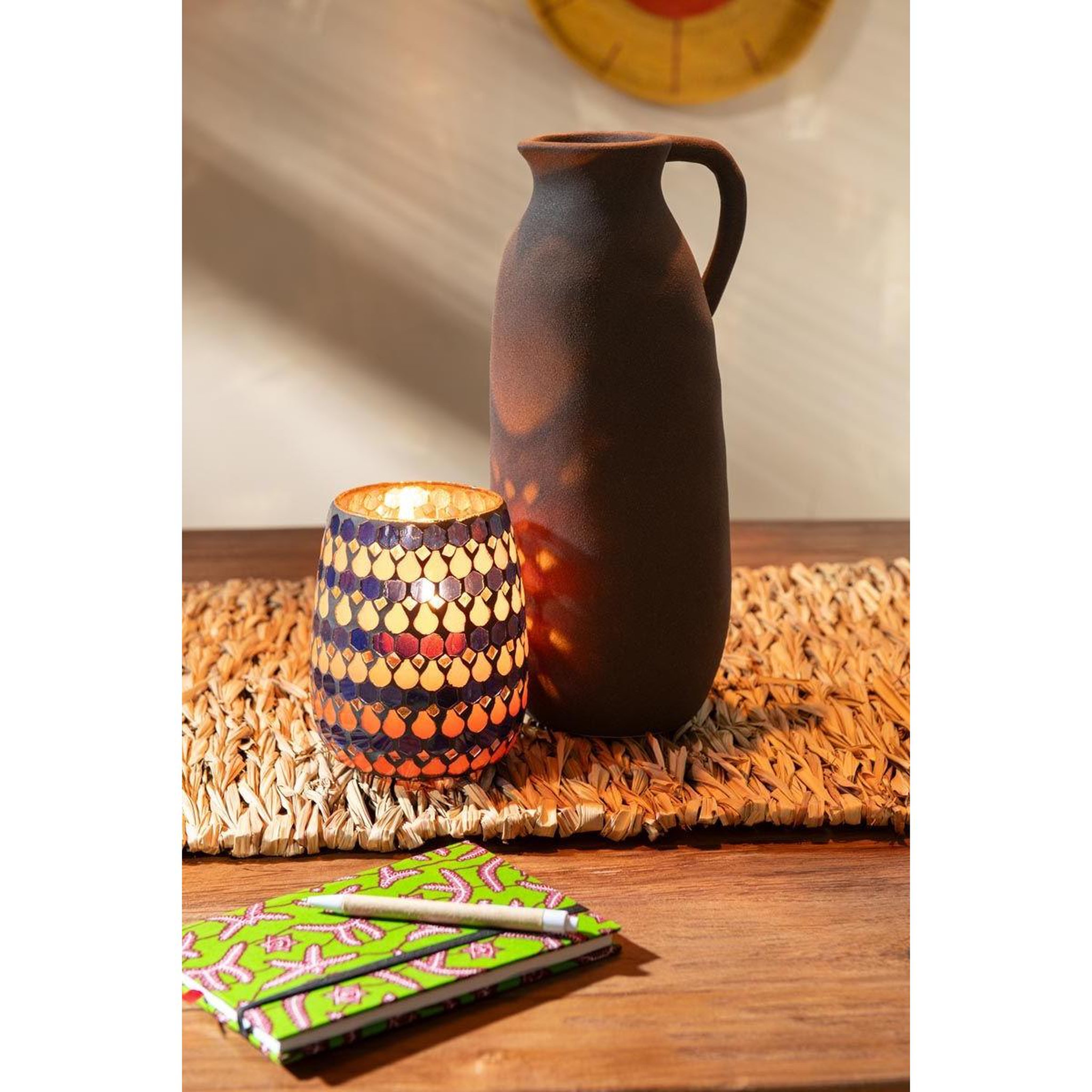 Voir la diapositive 4 : J-LINE Photophore Design Goutte  African Desire  16cm Orange & Bleu