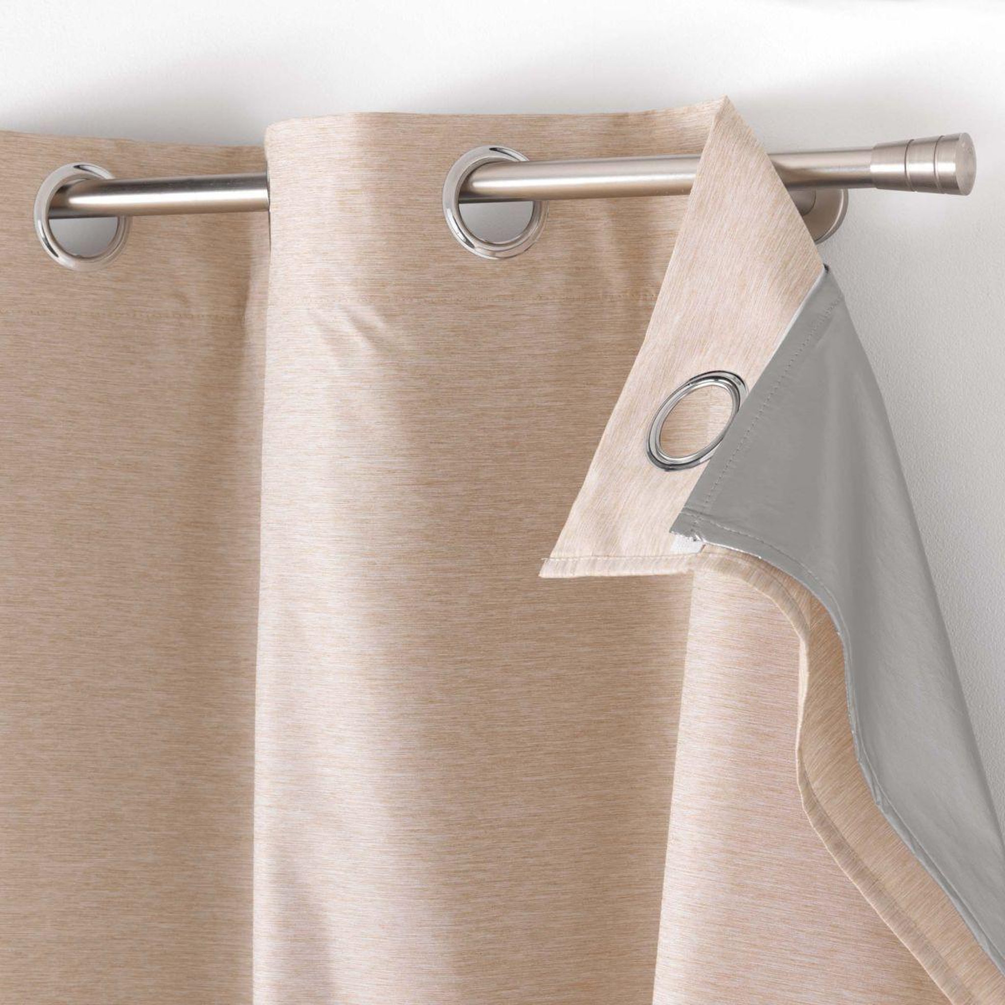 Voir la diapositive 2 : Douceur d'Intérieur Rideau occultant thermique  coverline  140x260cm beige
