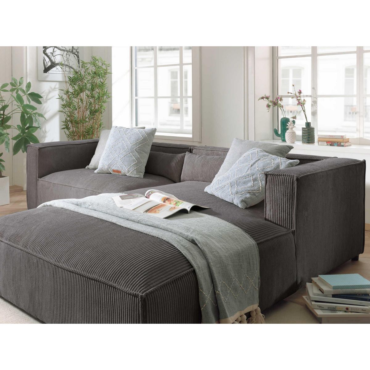 LISA DESIGN Ela - canapé d'angle droit 4 places - en velours côtelé - style contemporain