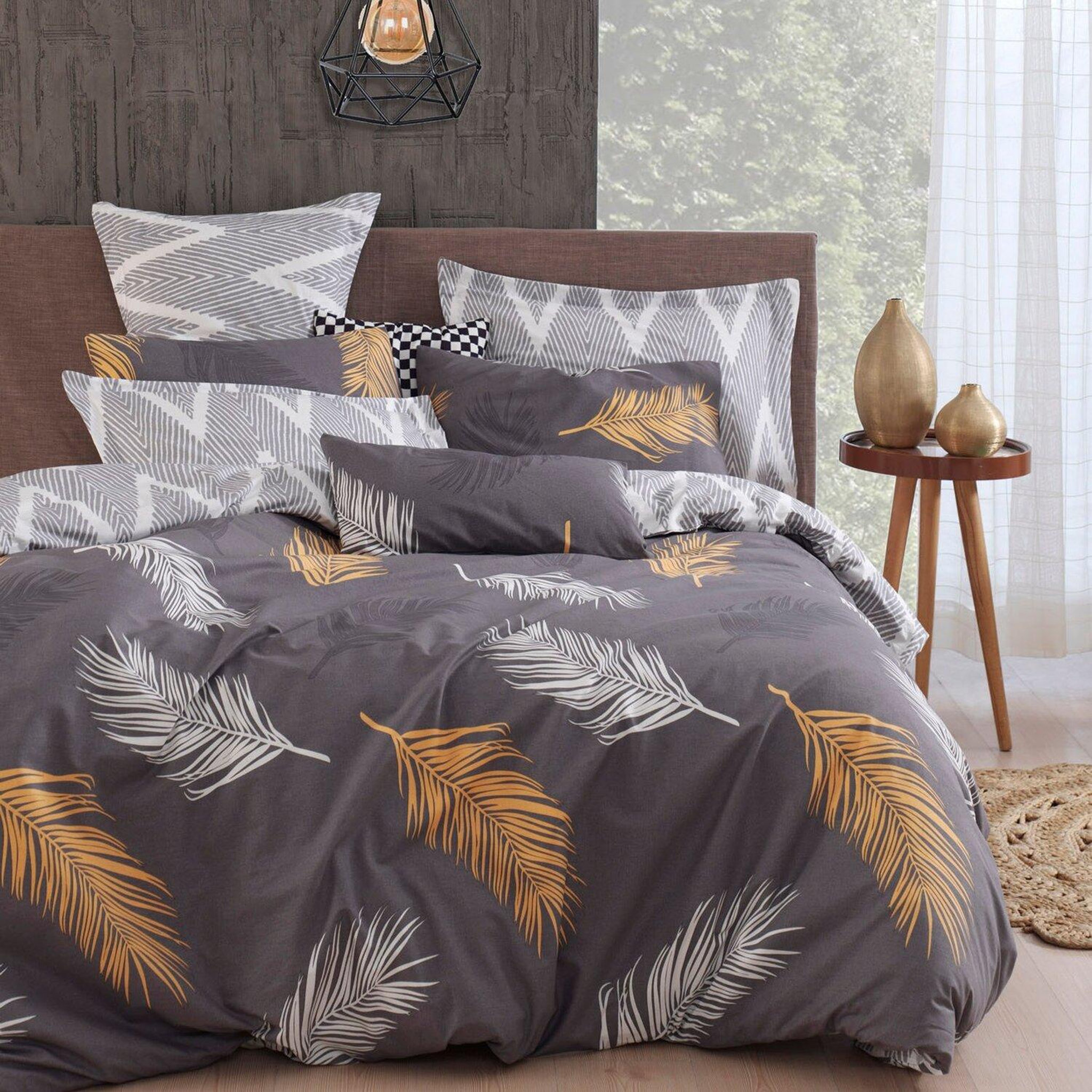 Voir la diapositive 1 : Home collection Parure housse de couette avec taie(s) en coton et polyester Olivia